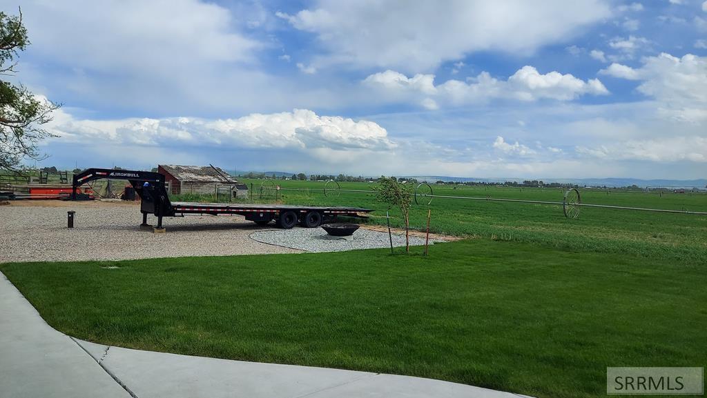 IDAHO FALLS, Idaho, 83401, United States, 5 Bedrooms Bedrooms, ,4 BathroomsBathrooms,Residential,For Sale,1895056
