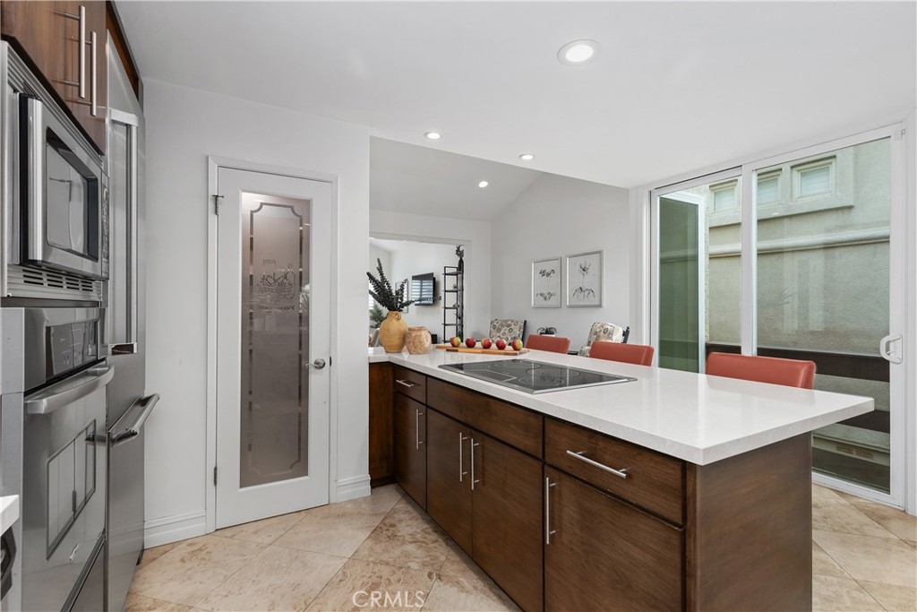Seal Beach, California, 90740, United States, 3 Bedrooms Bedrooms, ,3 BathroomsBathrooms,Residential,For Sale,1846978