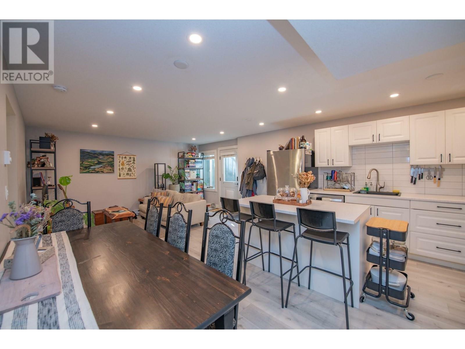 ARMSTRONG, British Columbia, V4Y 0X9, CA, 6 Bedrooms Bedrooms, ,3 BathroomsBathrooms,Residential,For Sale,1838697