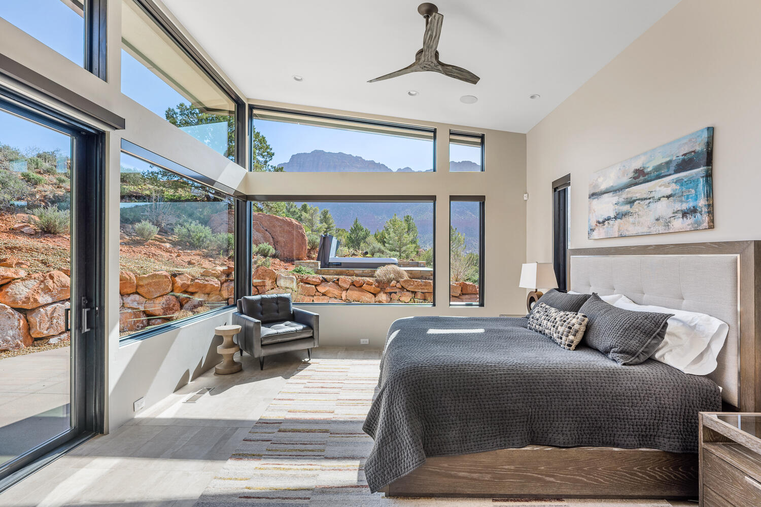 Springdale, Utah, 84767, United States, 4 Bedrooms Bedrooms, ,Residential,For Sale,1991496