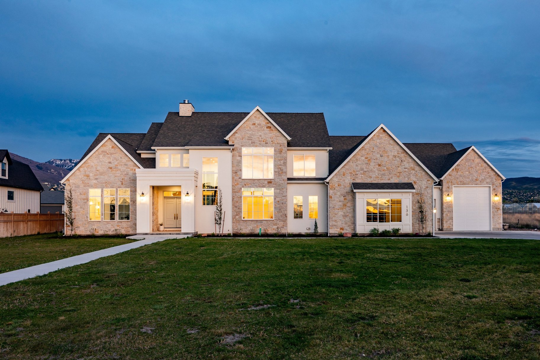  Stunning 2023 Custom Luxury Home on a Horse-Property Acre in Highgate - 物件實景