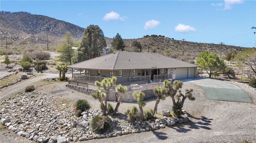 Pinon Hills, California, 92372, United States, 3 Bedrooms Bedrooms, ,2 BathroomsBathrooms,Residential,For Sale,1980325