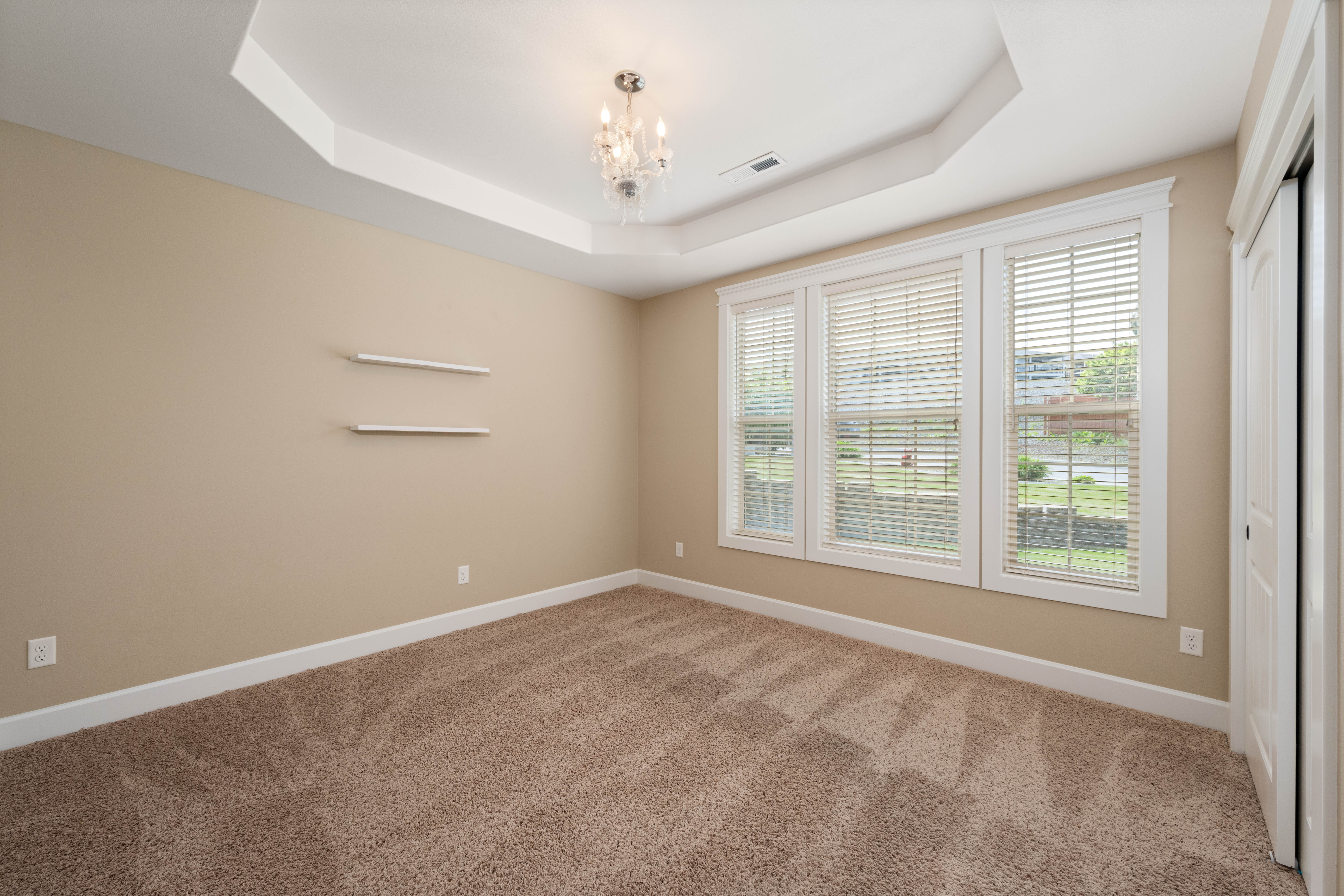  Pool, Quiet Cul-de-sac& Amazing Neighborhood - 物件實景