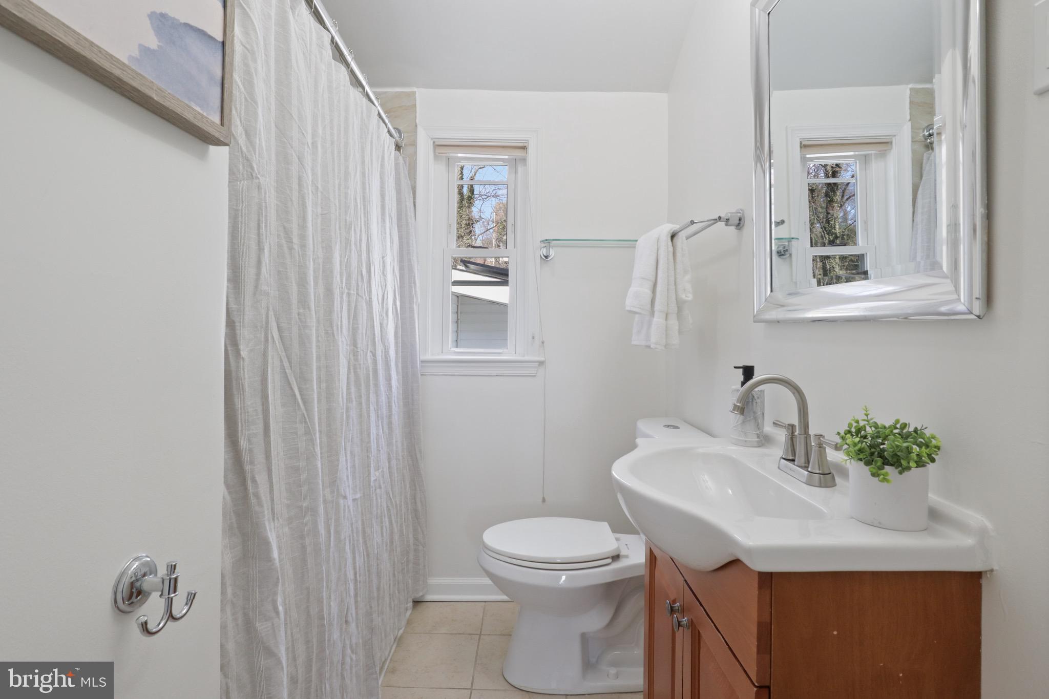 Washington, District of Columbia, 20012, United States, 4 Bedrooms Bedrooms, ,4 BathroomsBathrooms,Residential,For Sale,1864205