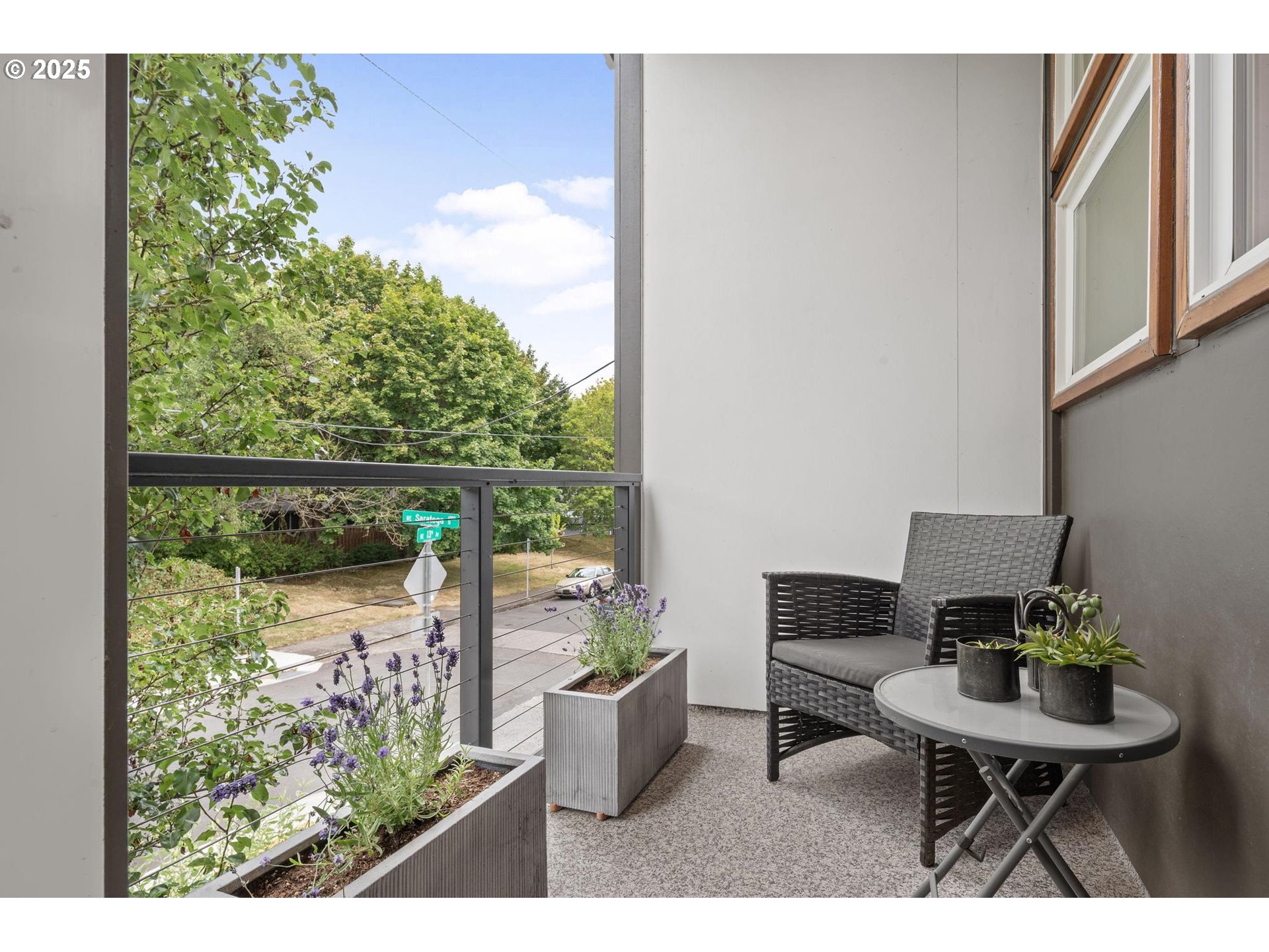 Portland, Oregon, 97211, United States, 3 Bedrooms Bedrooms, ,2 BathroomsBathrooms,Residential,For Sale,1926283