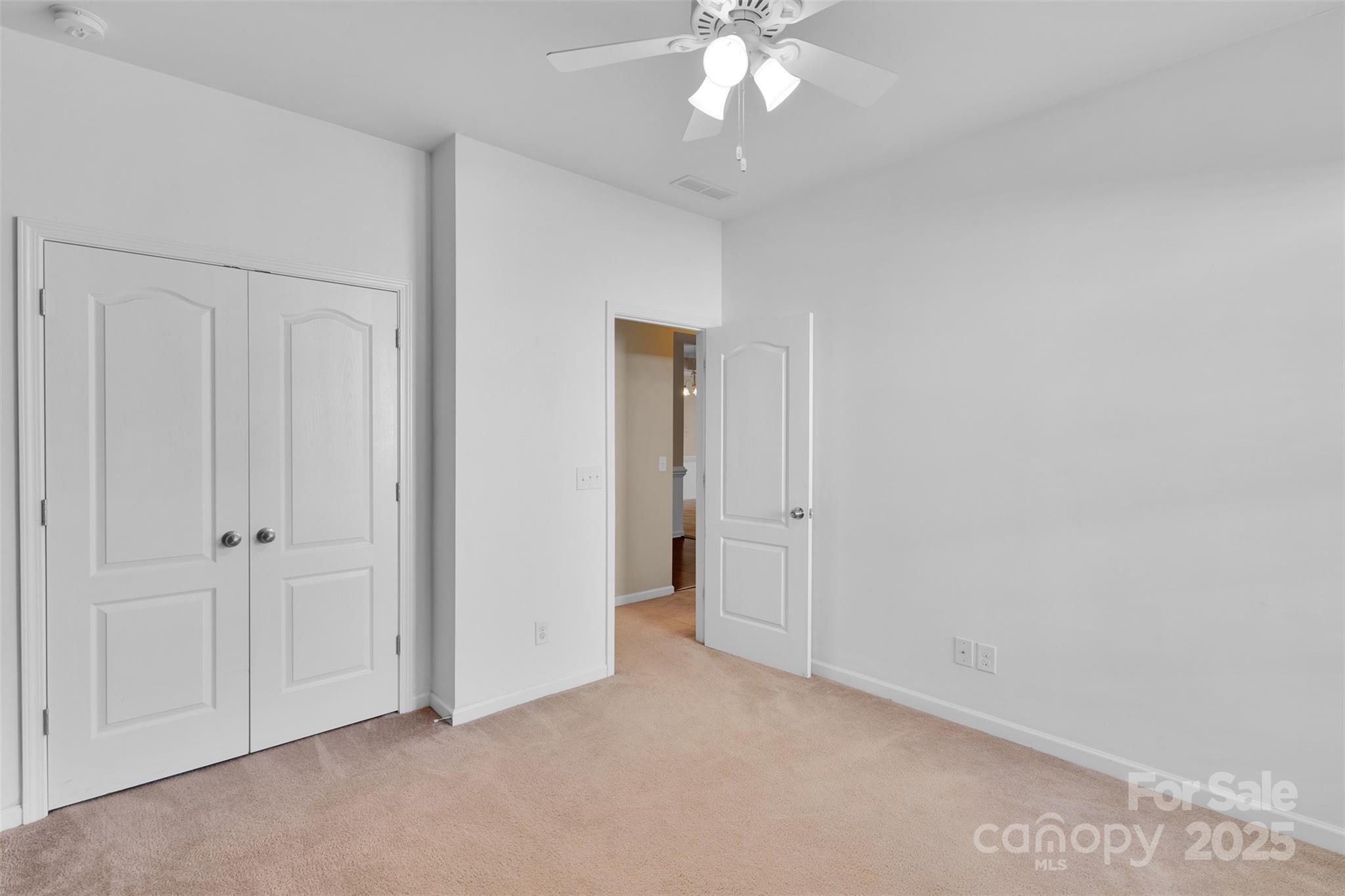 Charlotte, North Carolina, 28278, United States, 3 Bedrooms Bedrooms, ,2 BathroomsBathrooms,Residential,For Sale,1948260