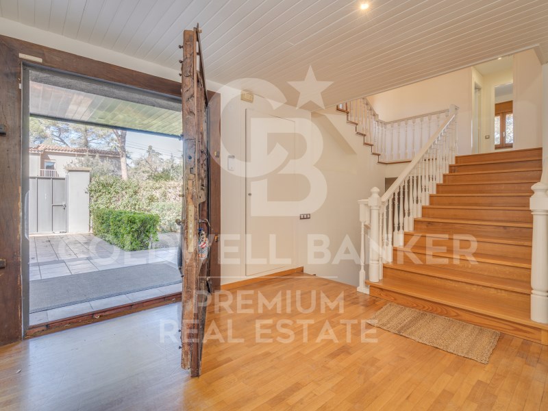 Sant Cugat del Vallès, Catalonia, ES, 6 Bedrooms Bedrooms, ,8 BathroomsBathrooms,Residential,For Sale,1627938