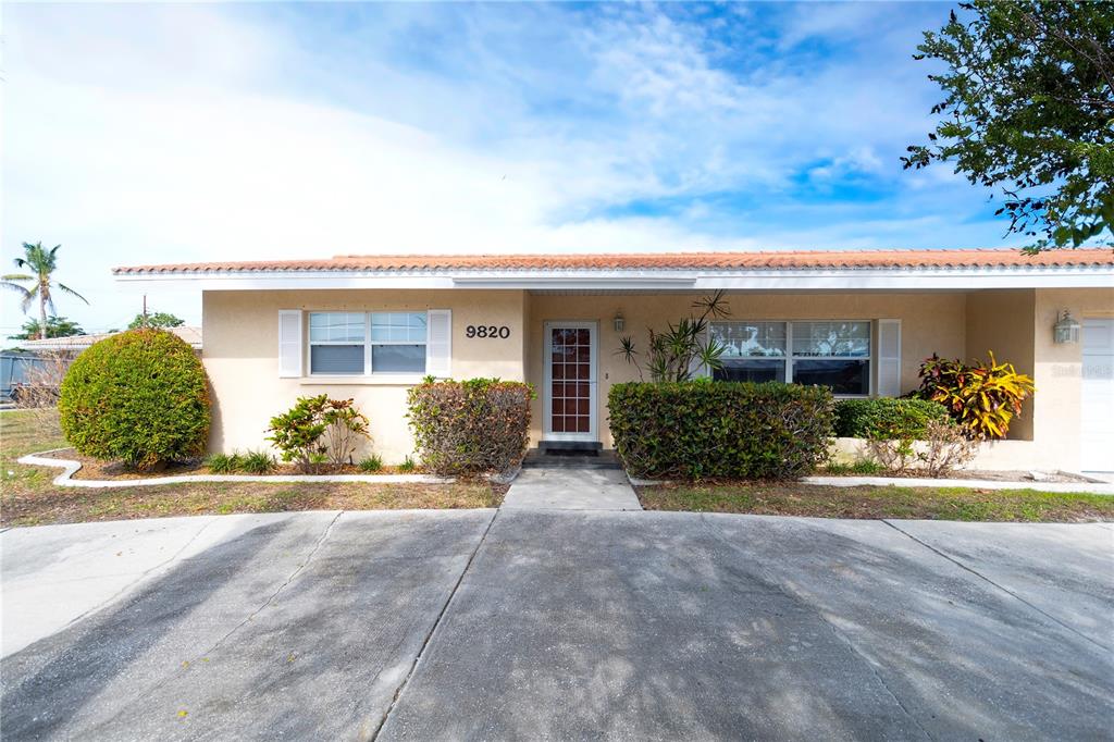 Bradenton, Florida, 34210, United States, 4 Bedrooms Bedrooms, ,2 BathroomsBathrooms,Residential,For Sale,1696879