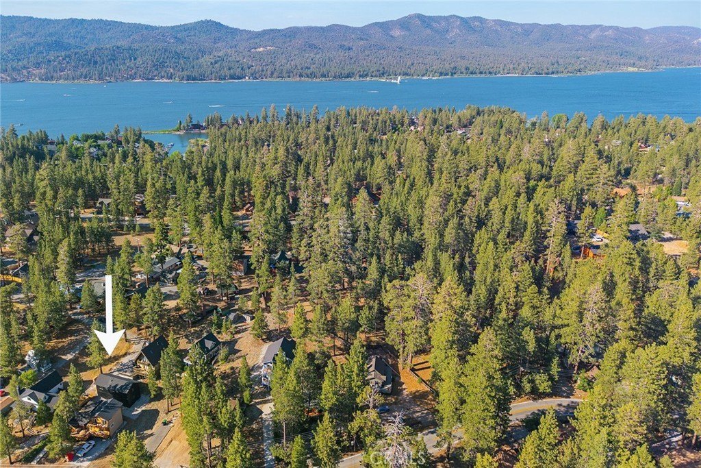 Big Bear Lake, California, 92315, United States, 3 Bedrooms Bedrooms, ,2 BathroomsBathrooms,Residential,For Sale,1896398