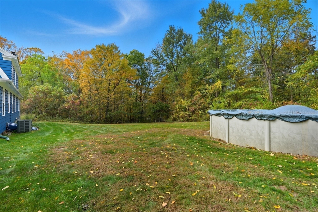 South Hadley, Massachusetts, 01075, United States, 4 Bedrooms Bedrooms, ,2 BathroomsBathrooms,Residential,For Sale,1970886