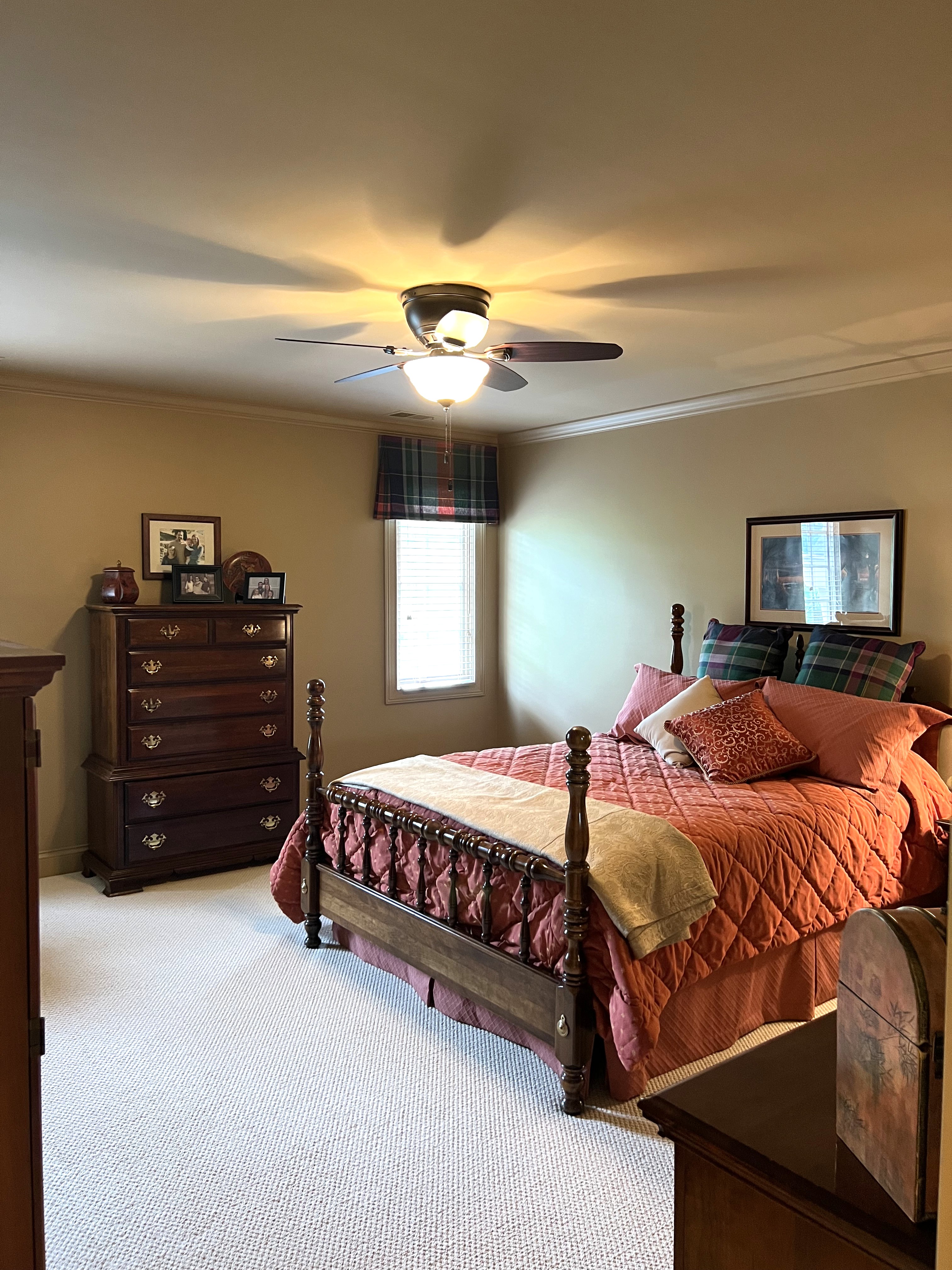 Frankfort, Kentucky, 40601, United States, 5 Bedrooms Bedrooms, ,4 BathroomsBathrooms,Residential,For Sale,1983551