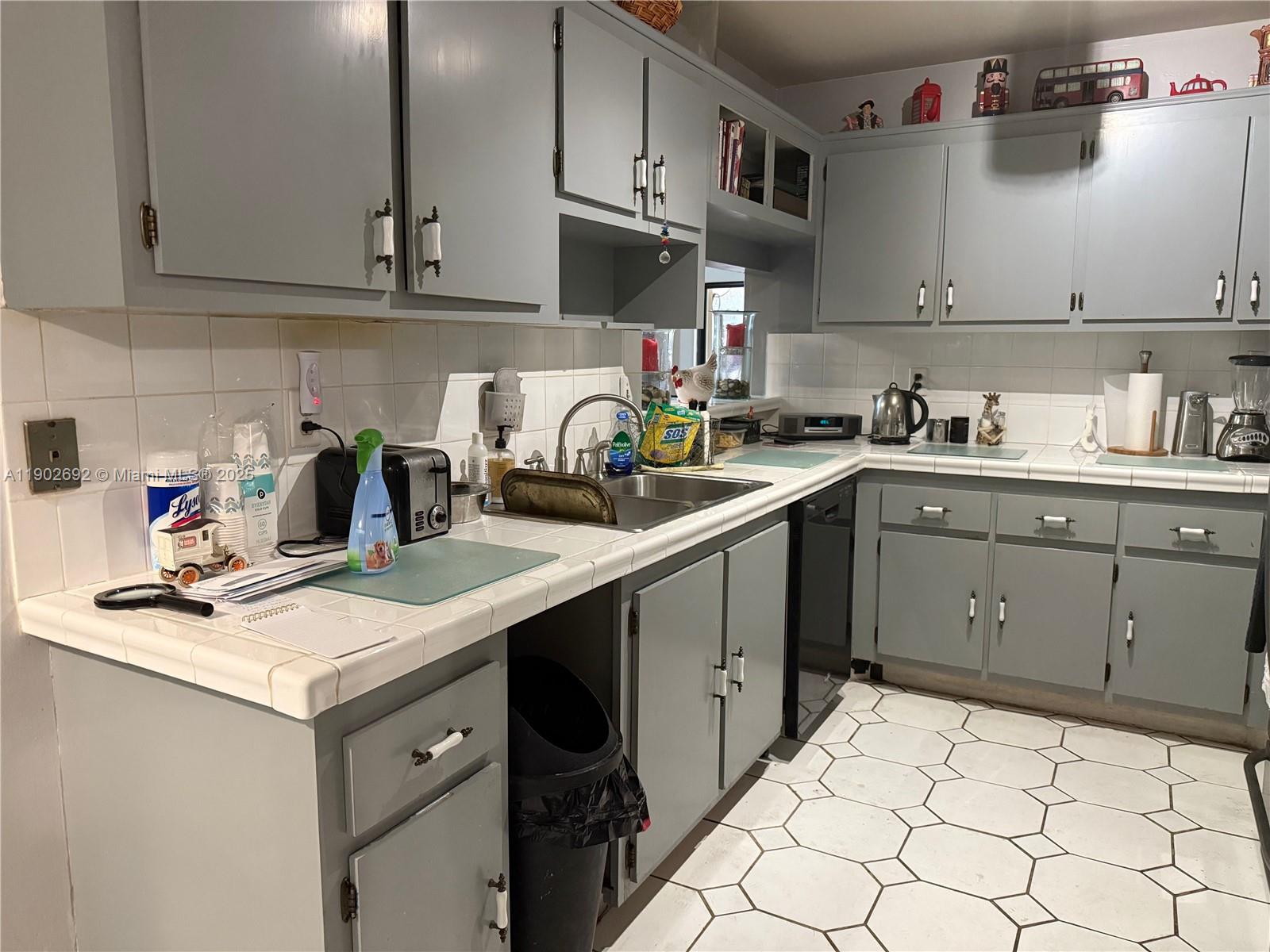 Miami, Florida, 33173, United States, 3 Bedrooms Bedrooms, ,2 BathroomsBathrooms,Residential,For Sale,1970487