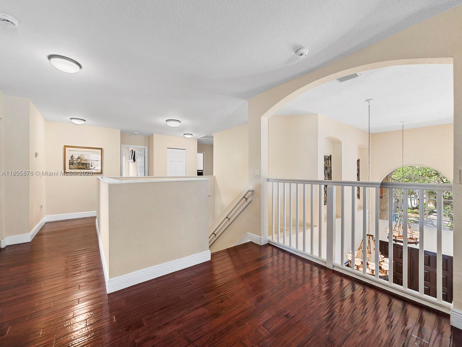 Weston, Florida, 33332, United States, 5 Bedrooms Bedrooms, ,5 BathroomsBathrooms,Residential,For Sale,1826480