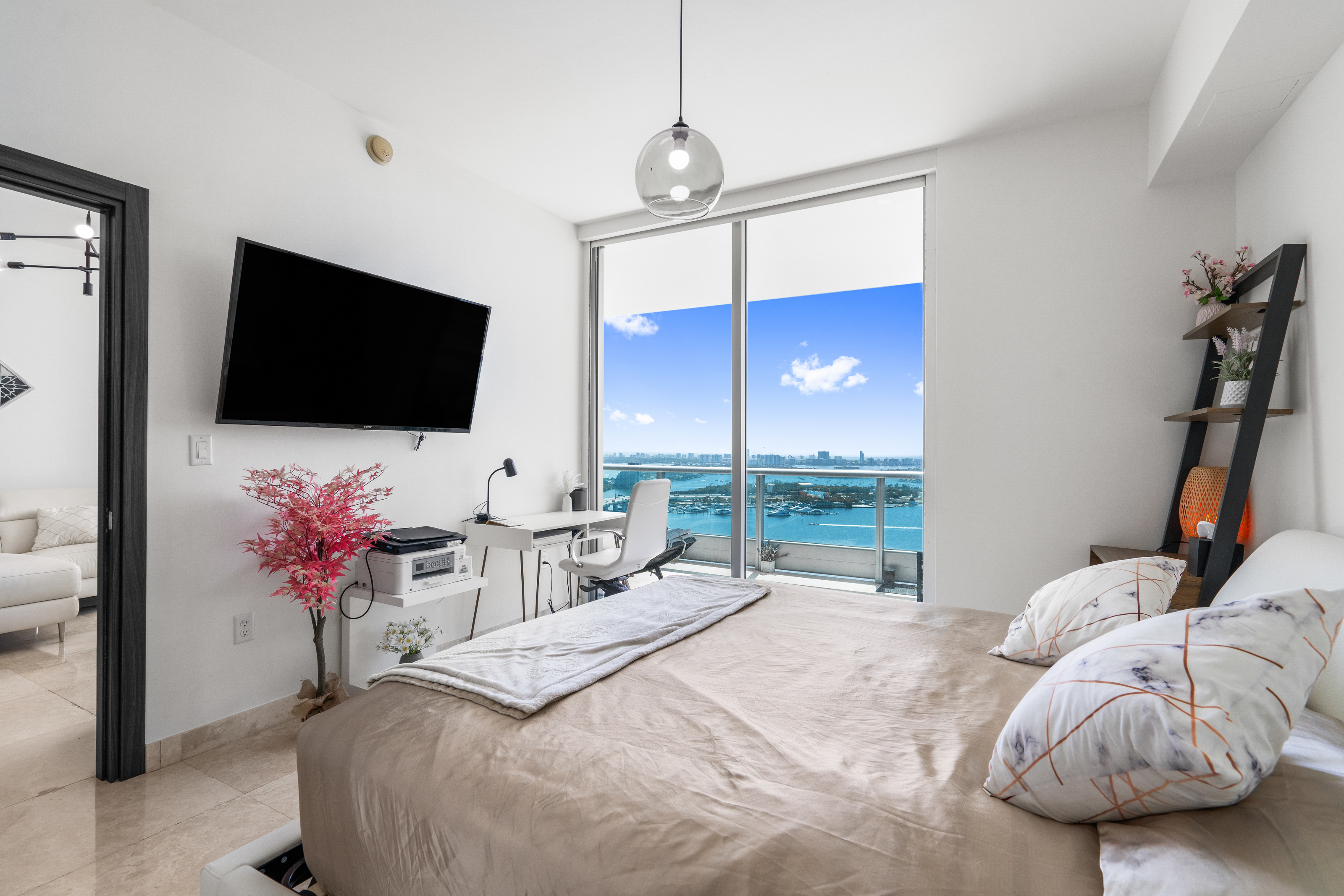  900 Biscayne Blvd, Miami, FL, 33132 - 物件實景