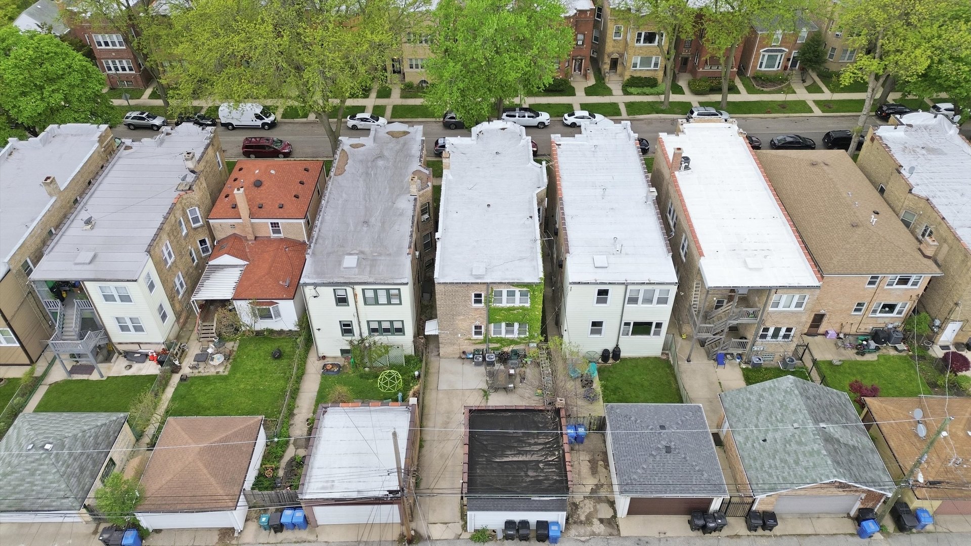 Chicago, Illinois, 60659, United States, 9 Bedrooms Bedrooms, ,Residential,For Sale,2040474