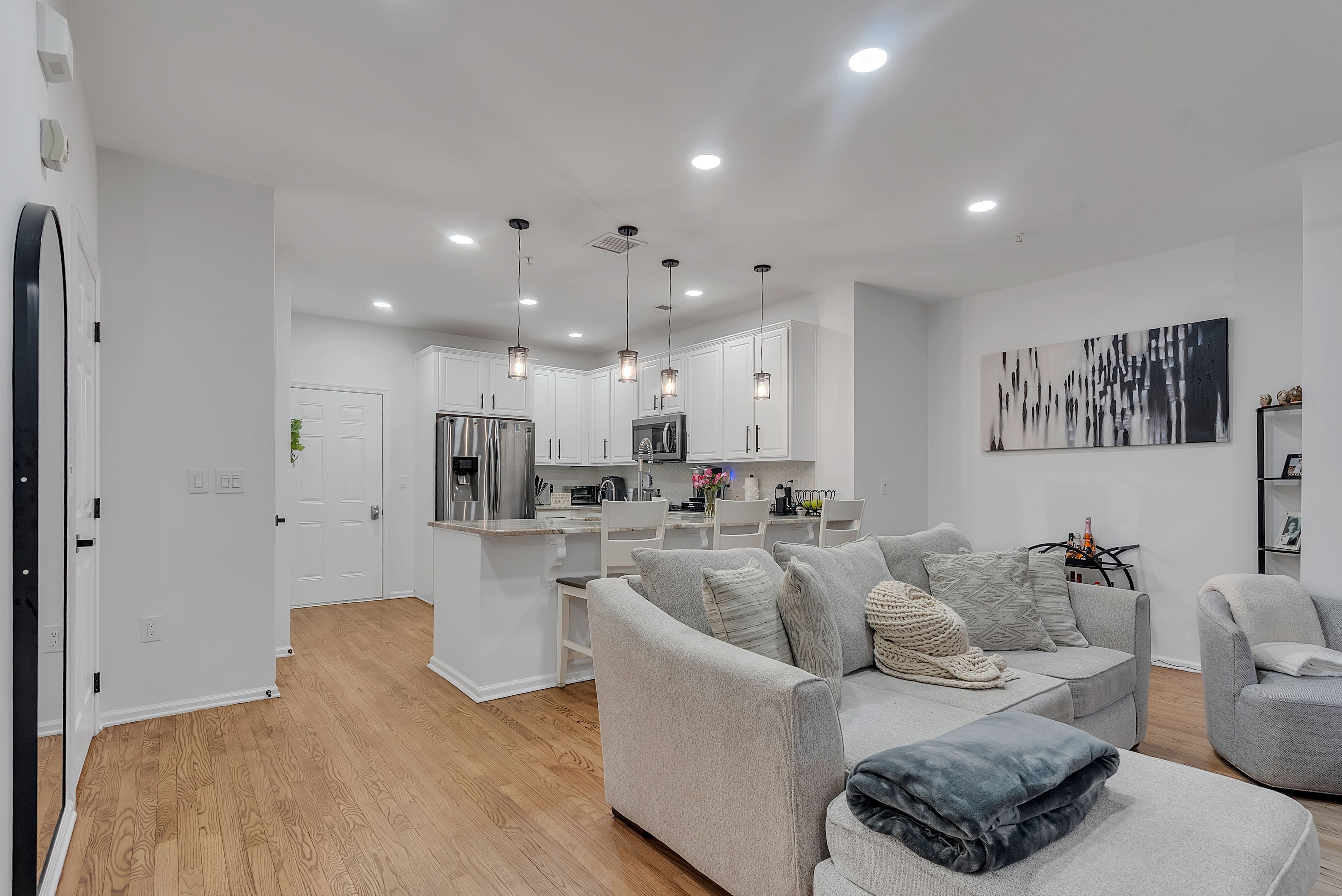  906 Memorial Drive, Belleville, NJ, 07109 - 物件實景