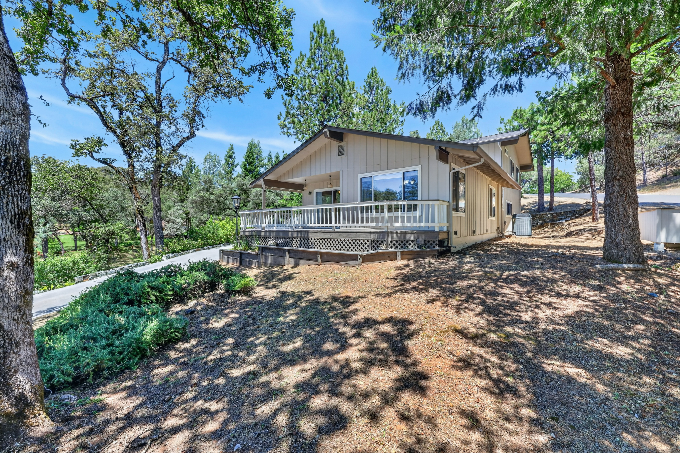  12096 Poplar Road, Auburn, CA 95602 - 物件實景