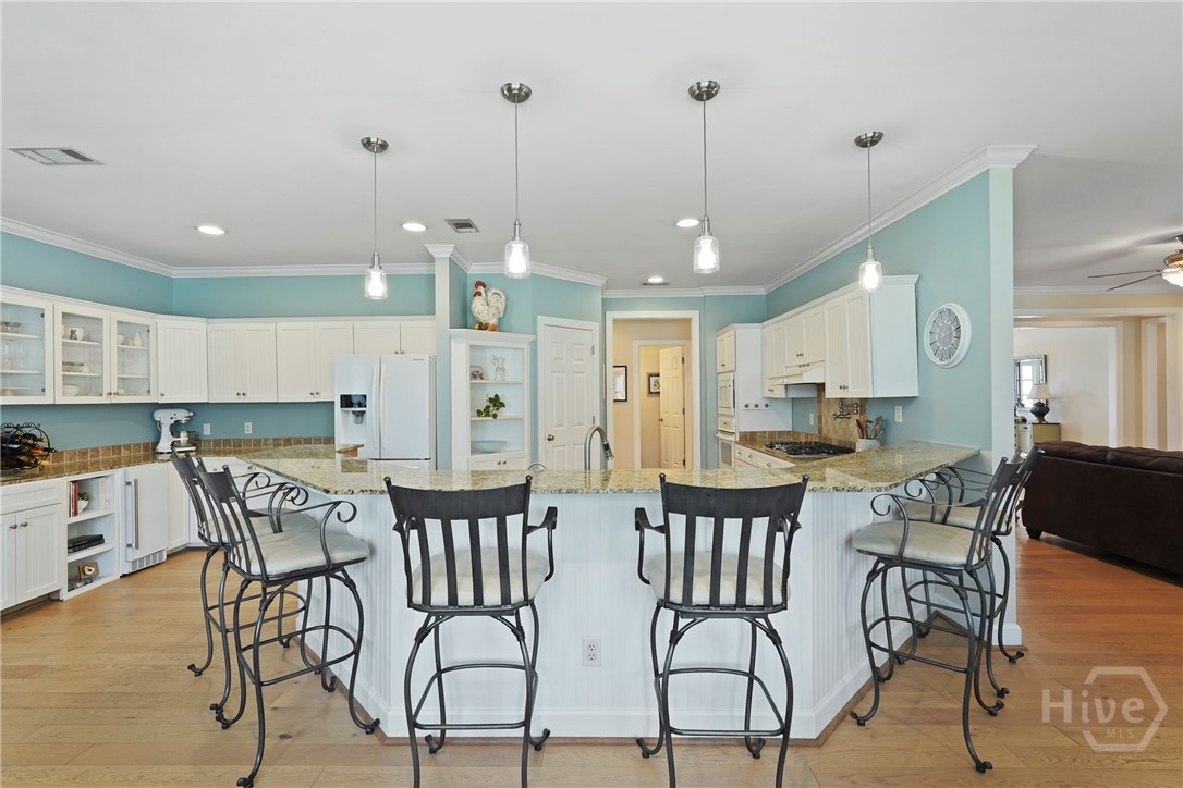 Savannah, Georgia, 31406, United States, 4 Bedrooms Bedrooms, ,4 BathroomsBathrooms,Residential,For Sale,1836812