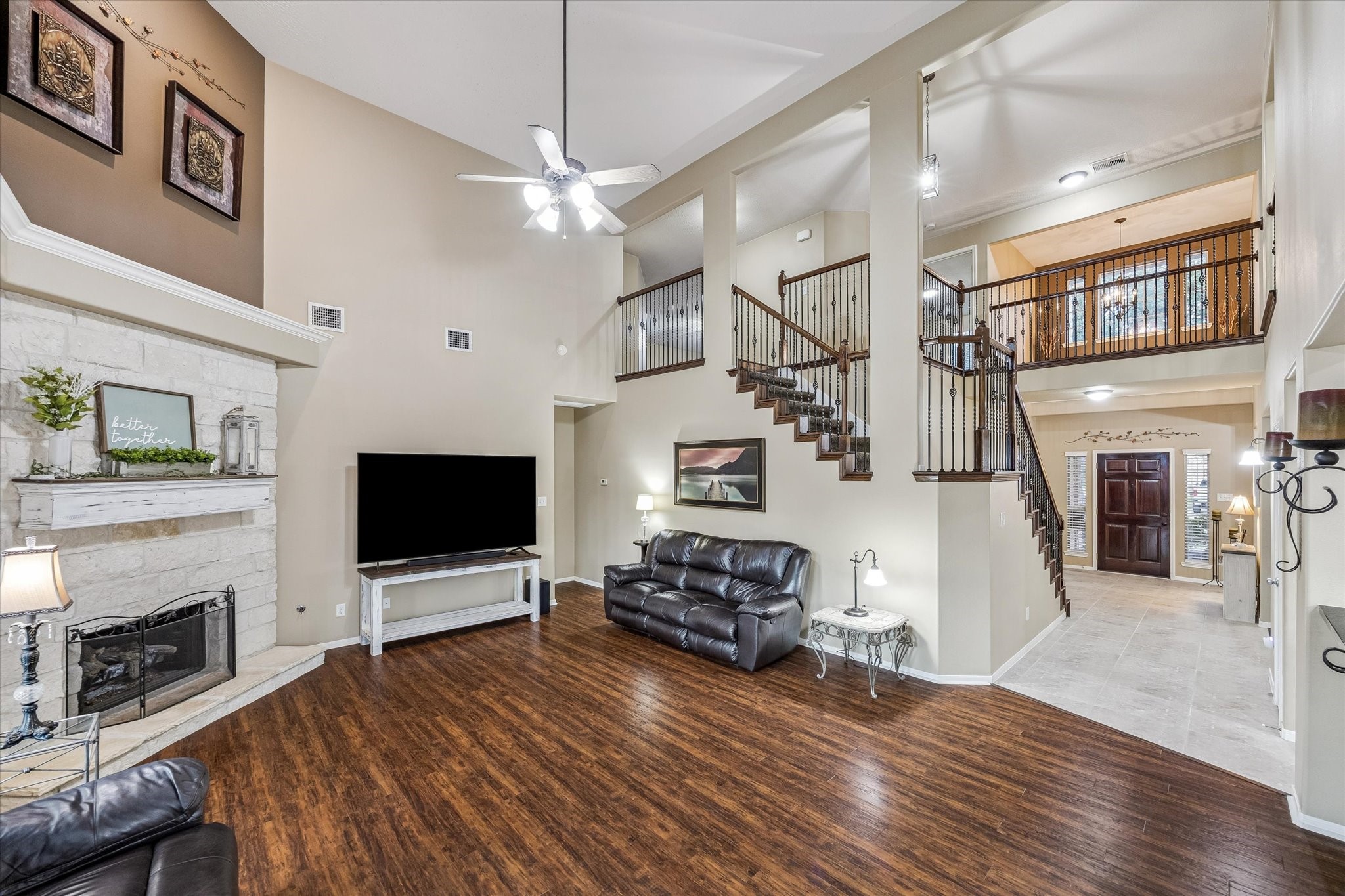 2209 Tracy Way - 物件實景