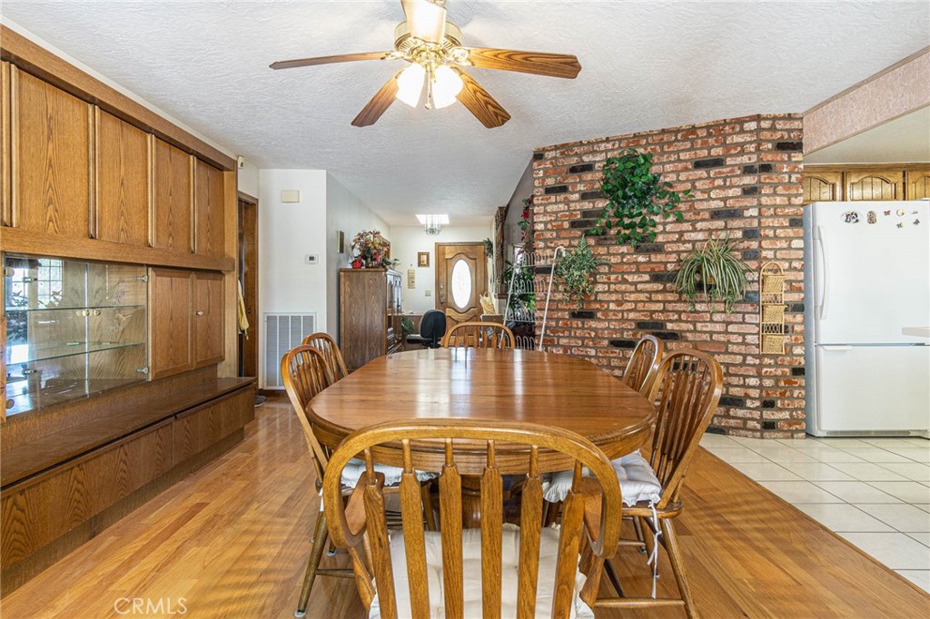 Hesperia, California, 92345, United States, 3 Bedrooms Bedrooms, ,3 BathroomsBathrooms,Residential,For Sale,1923948