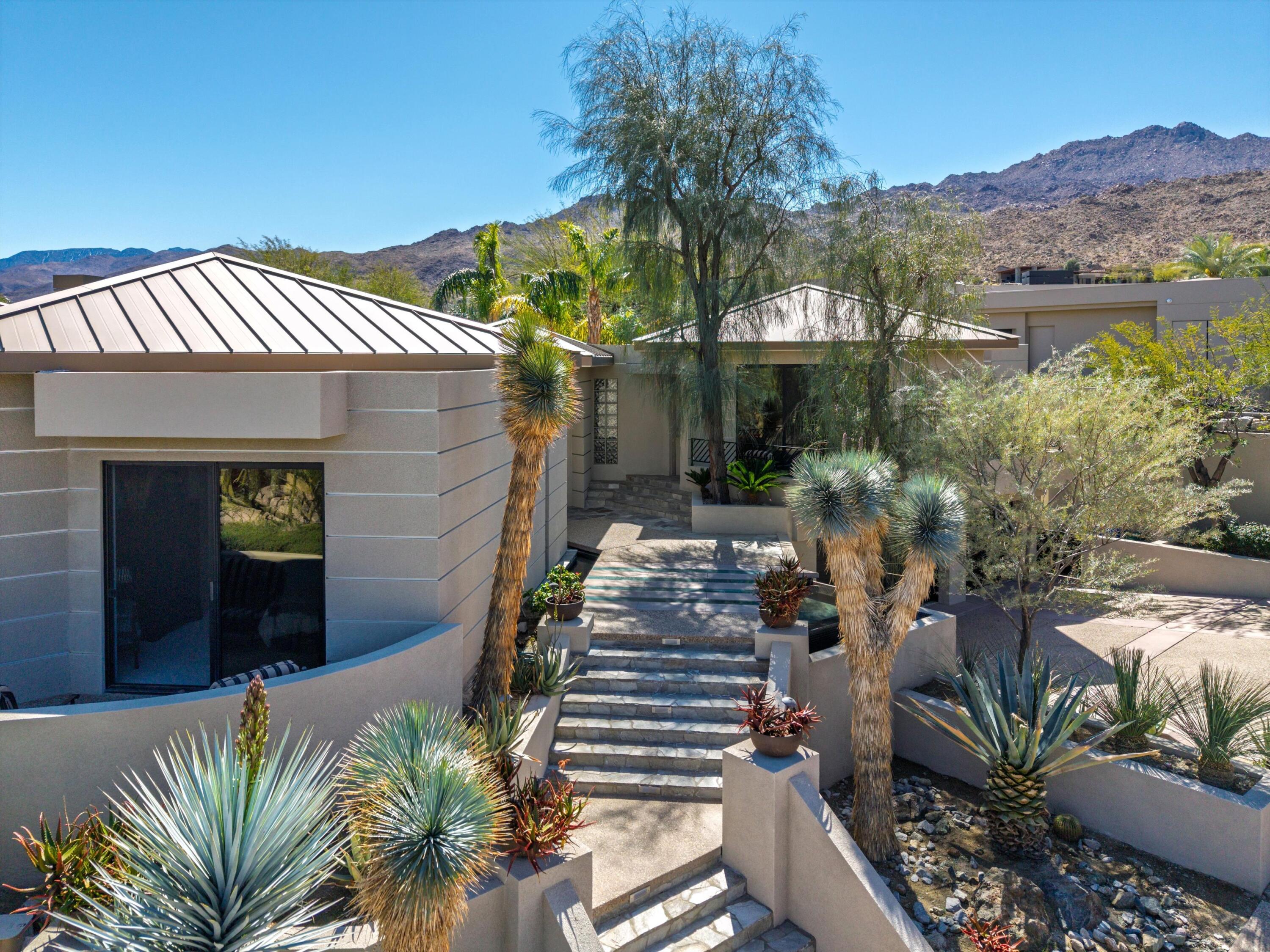 Palm Desert, California, 92260, United States, 4 Bedrooms Bedrooms, ,6 BathroomsBathrooms,Residential,For Sale,2002034