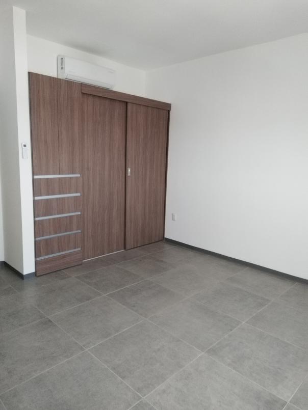 Ruperto Mtz., Monterrey, Nuevo León, 64000, Mexico, 2 Bedrooms Bedrooms, ,2 BathroomsBathrooms,Residential,For Sale,Ruperto Mtz.,1442937