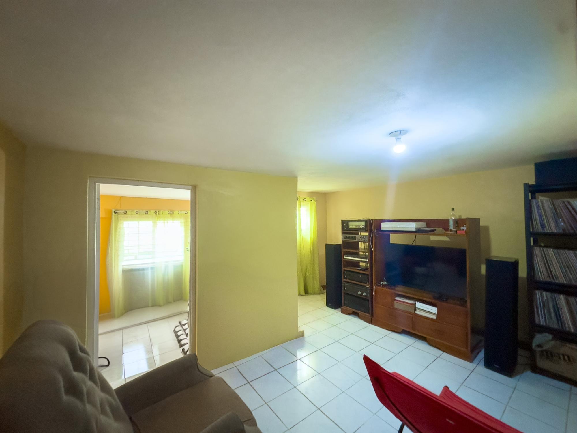 Kingston & St. Andrew, JM, 5 Bedrooms Bedrooms, ,4 BathroomsBathrooms,Residential,For Sale,1882782