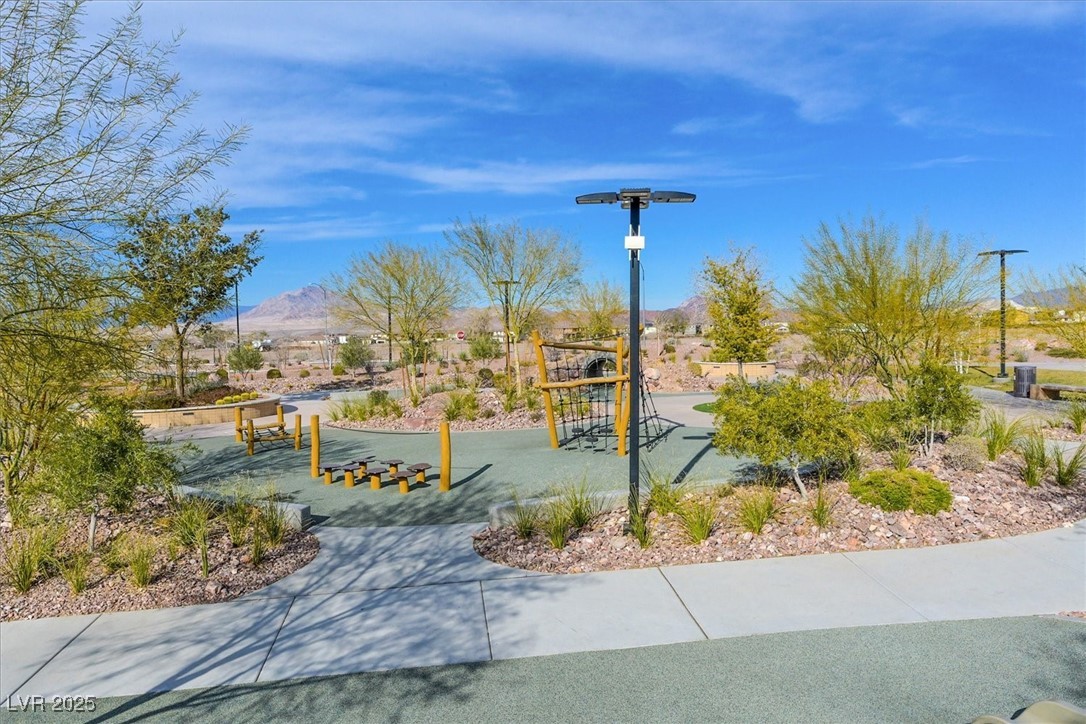 Henderson, Nevada, 89011, United States, 3 Bedrooms Bedrooms, ,1 BathroomBathrooms,Residential,For Sale,1954663