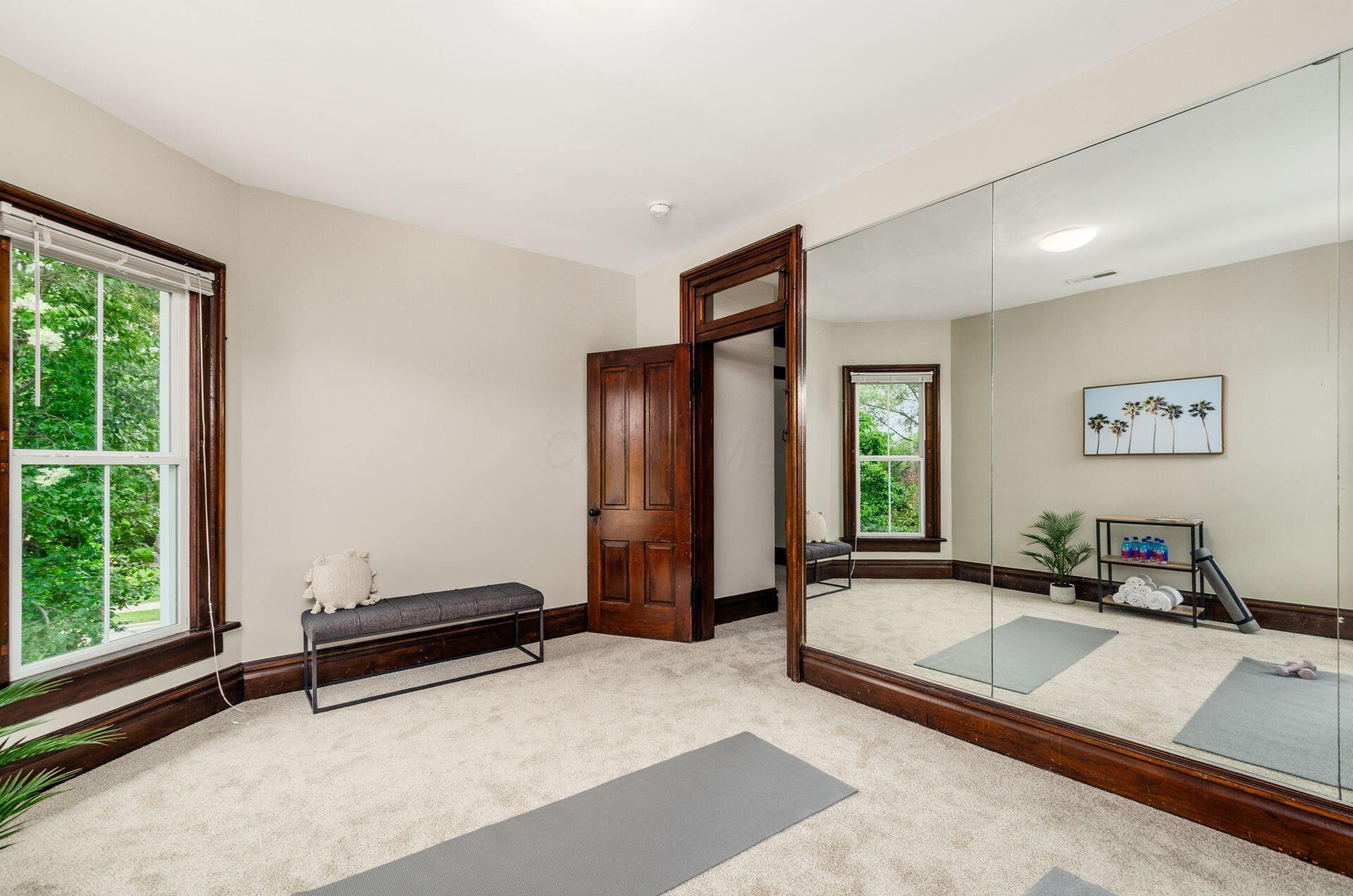 Westerville, Ohio, 43082, United States, 5 Bedrooms Bedrooms, ,3 BathroomsBathrooms,Residential,For Sale,1940651