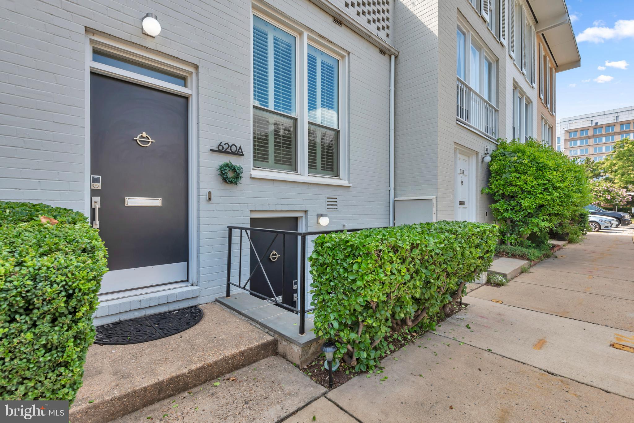Washington, District of Columbia, 20024, United States, 3 Bedrooms Bedrooms, ,3 BathroomsBathrooms,Residential,For Sale,1943567