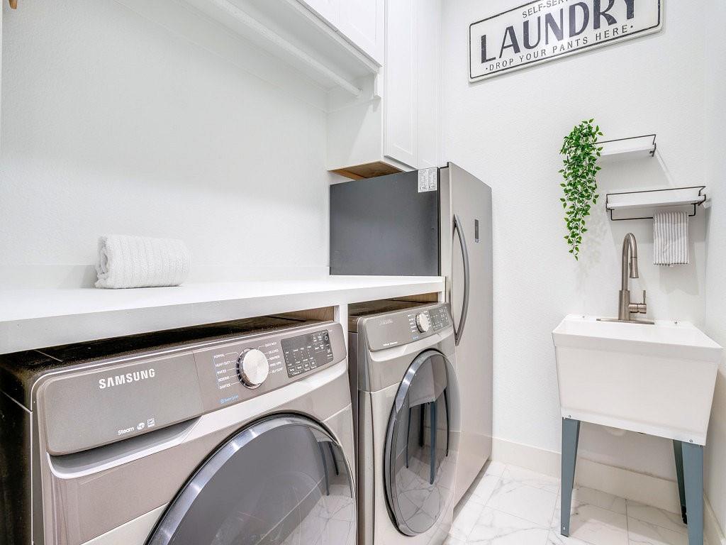 Aubrey, Texas, 76227, United States, 4 Bedrooms Bedrooms, ,4 BathroomsBathrooms,Residential,For Sale,2001821