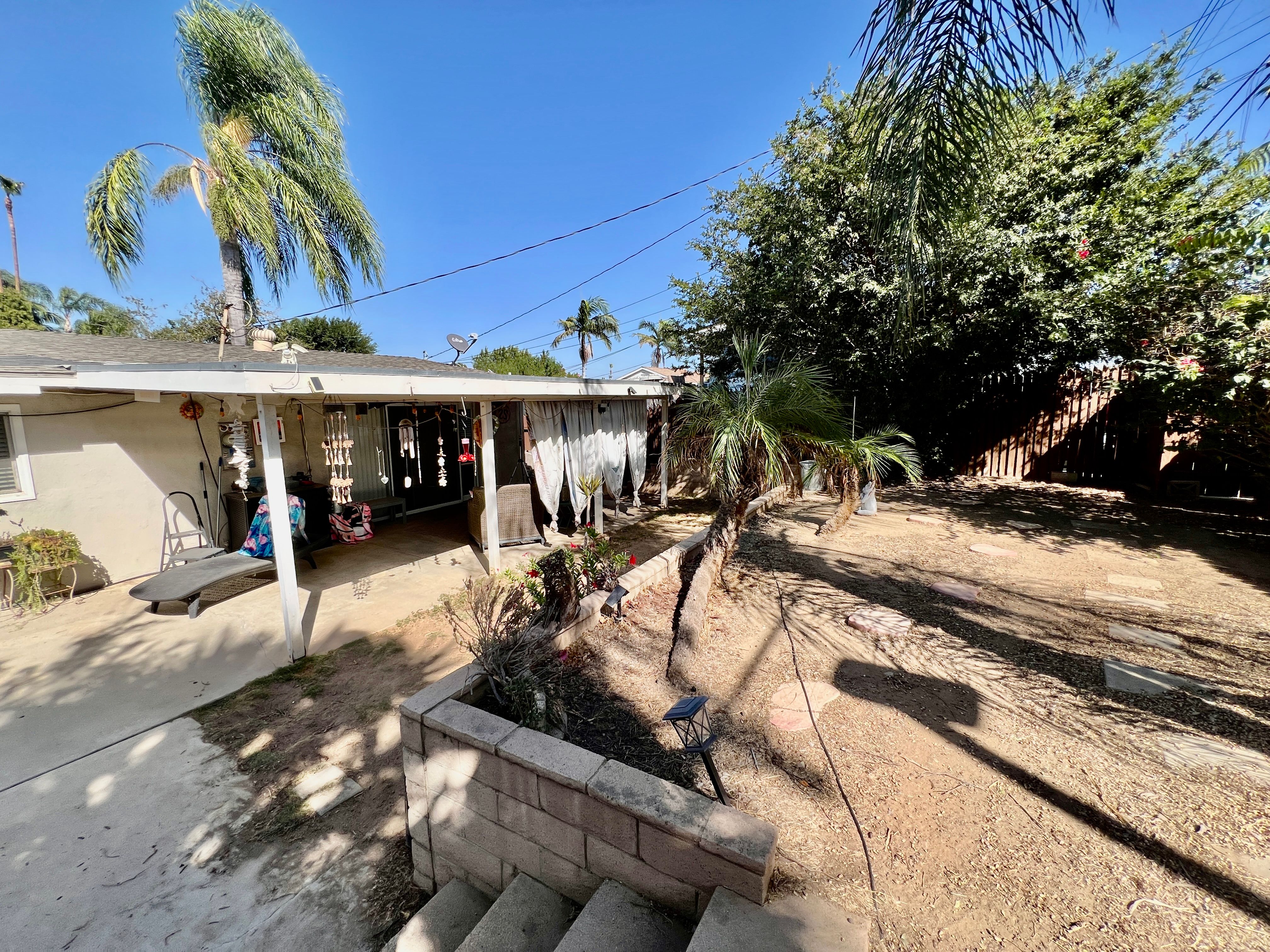  928 Bluecrest Street , Corona , CA 92882 - 物件實景