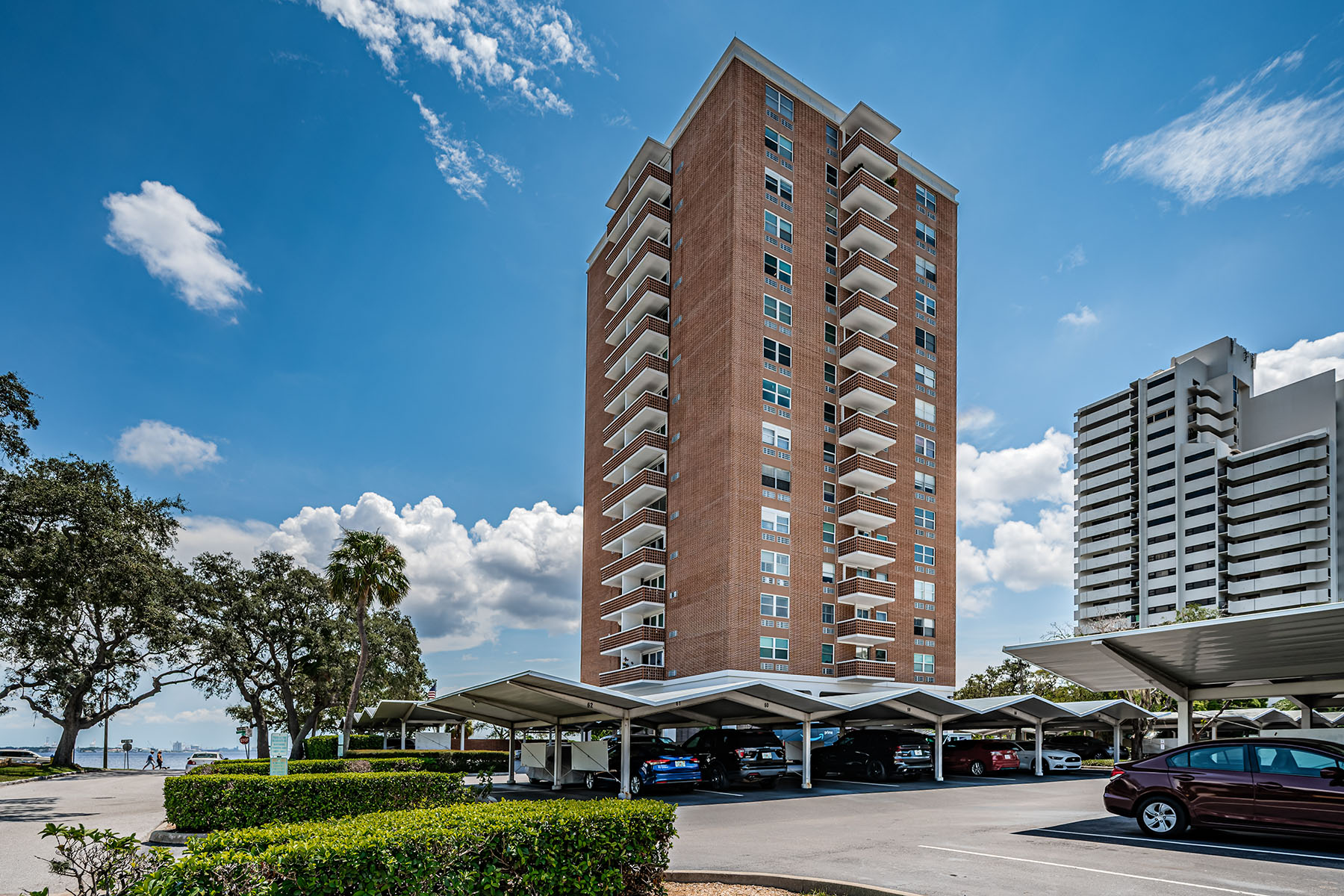  BAYSHORE TOWERS A CONDO - 物件實景