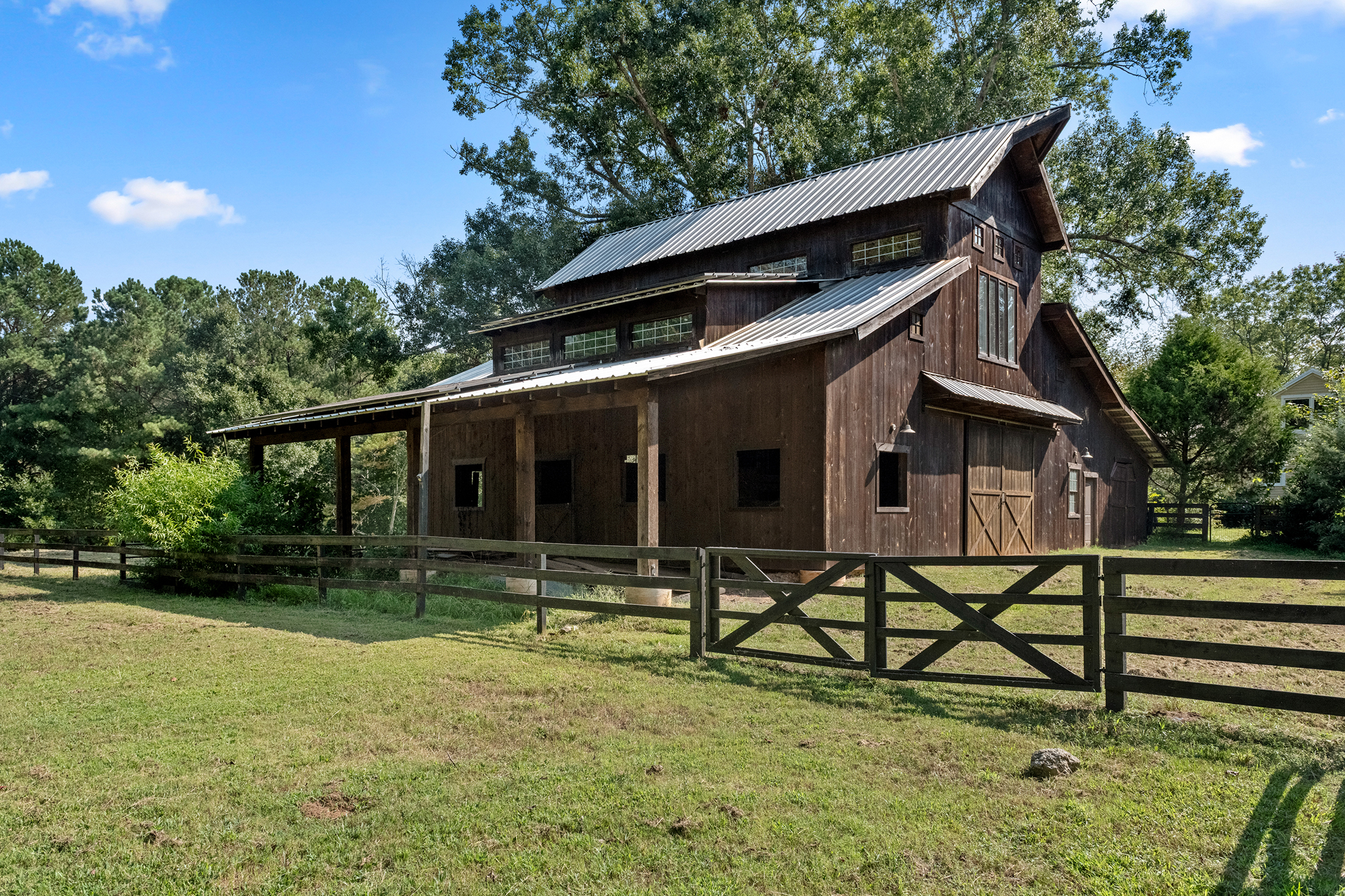  A Timeless Farmhouse Retreat on 7.3 Acres in Milton near Birmingham Crossroads - 物件實景