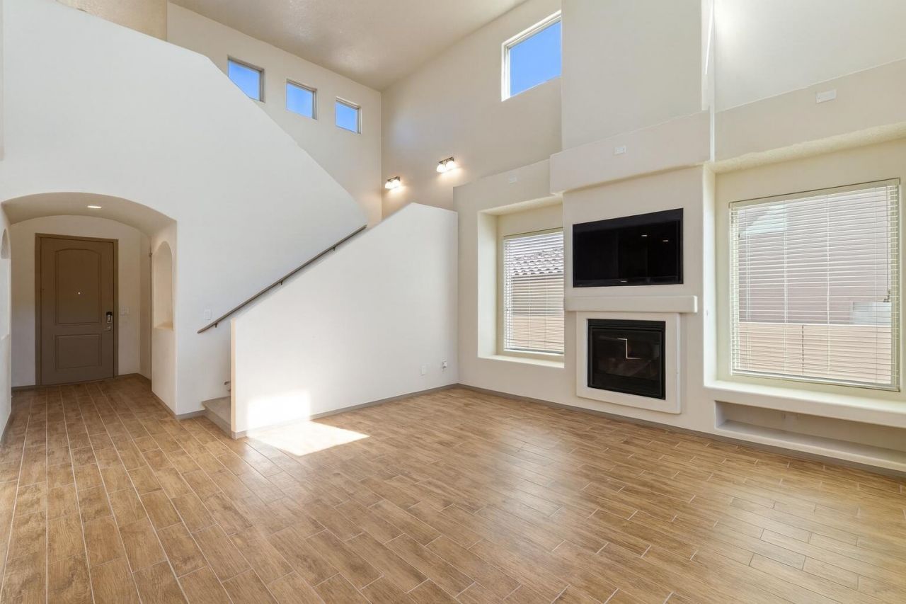 Rio Rancho, New Mexico, 87144, United States, 5 Bedrooms Bedrooms, ,3 BathroomsBathrooms,Residential,For Sale,2003213