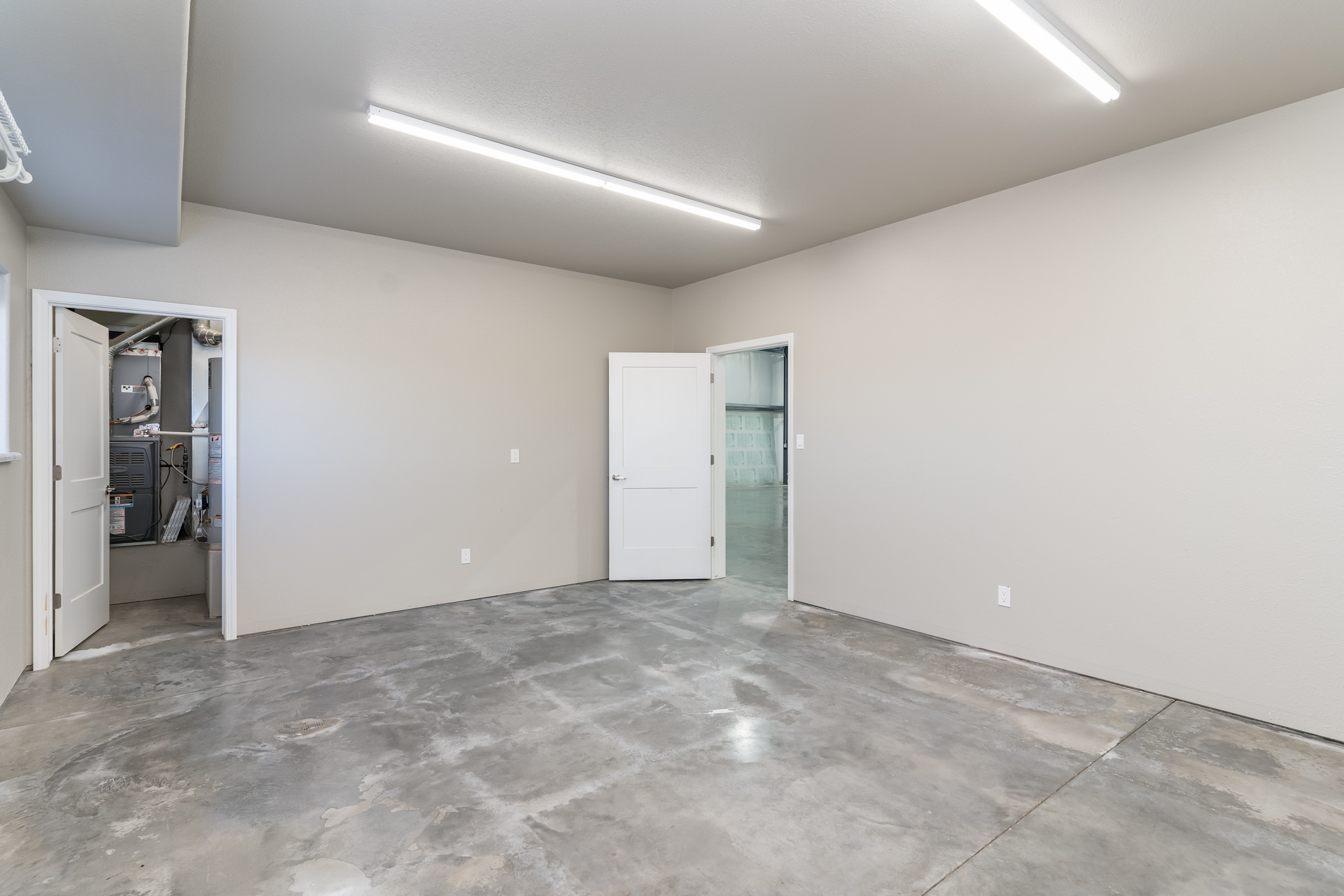 Aztec, New Mexico, 87410, United States, ,2 BathroomsBathrooms,Residential,For Sale,1980456