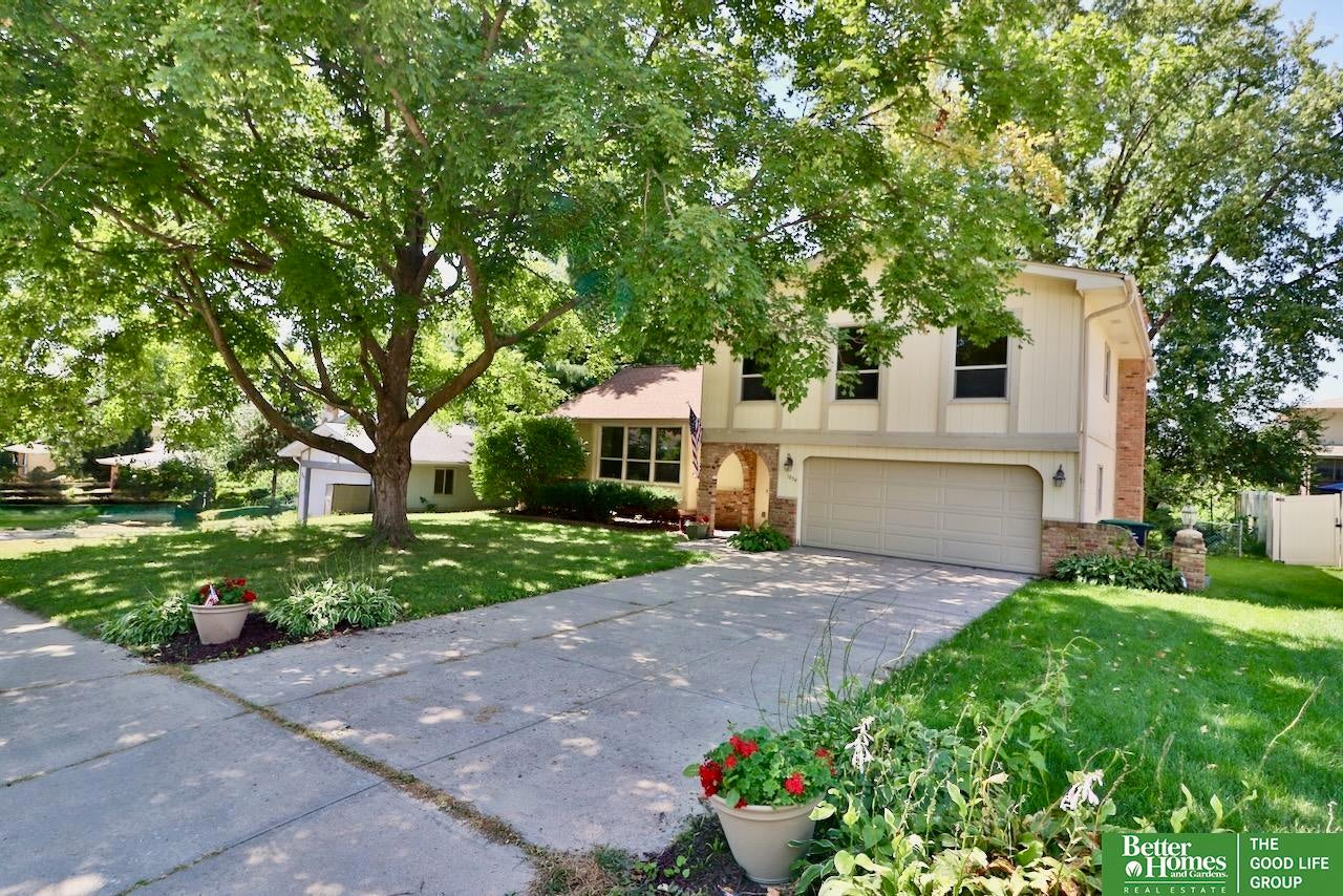 138th St, Omaha, NE 68144 #1