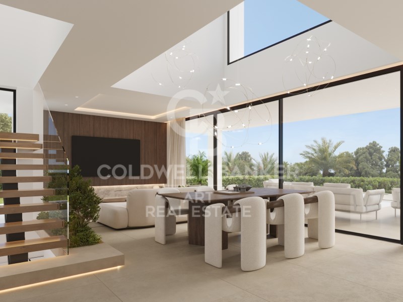 Estepona, Andalusia, ES, 5 Bedrooms Bedrooms, ,4 BathroomsBathrooms,Residential,For Sale,1988307