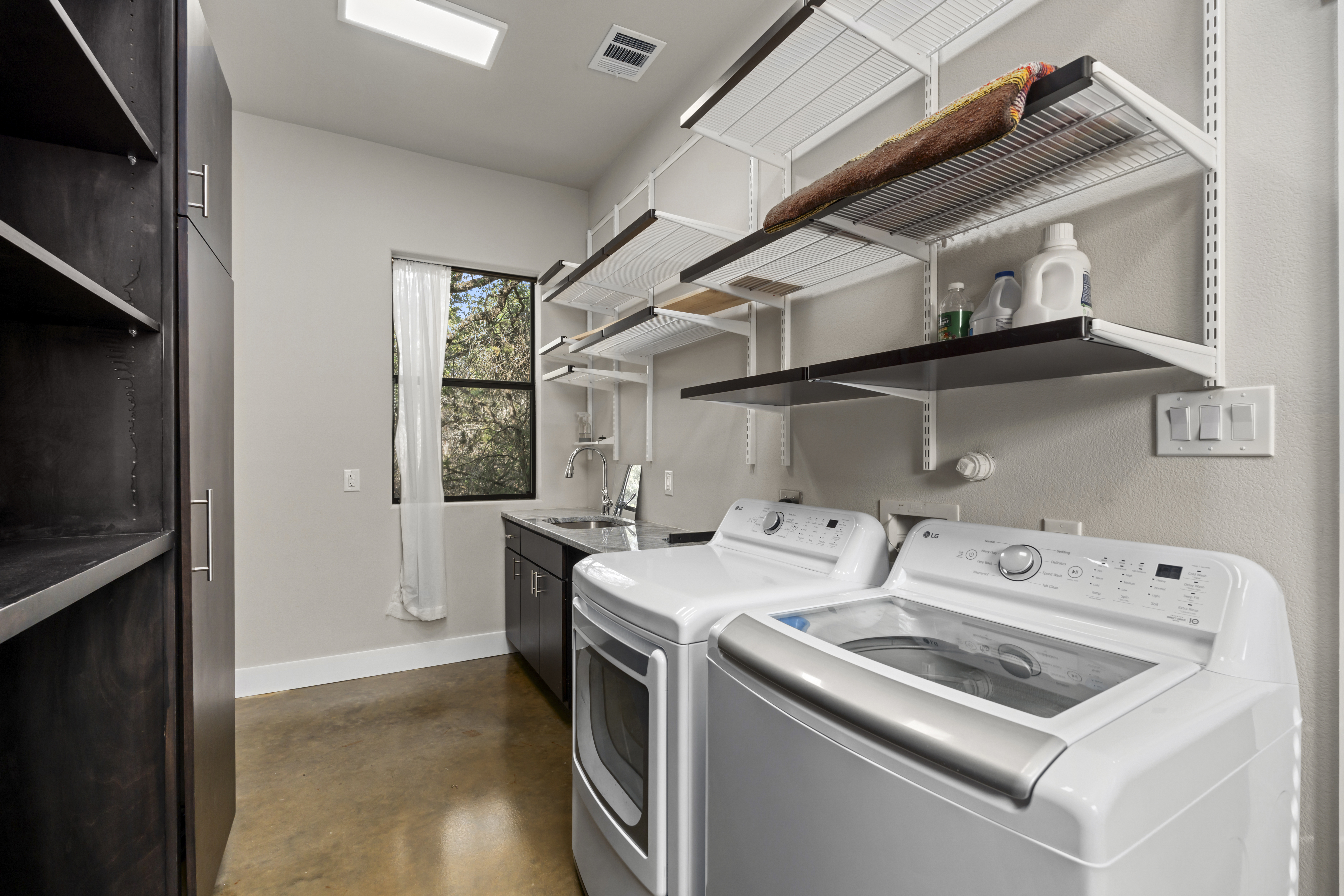  Spring Branch Luxury on 2.3 Acres - 物件實景