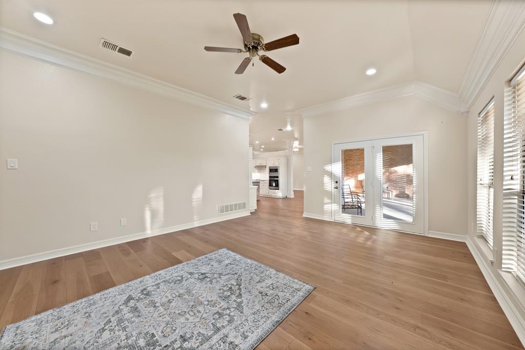 Mansfield, Texas, 76063, United States, 4 Bedrooms Bedrooms, ,3 BathroomsBathrooms,Residential,For Sale,1990790