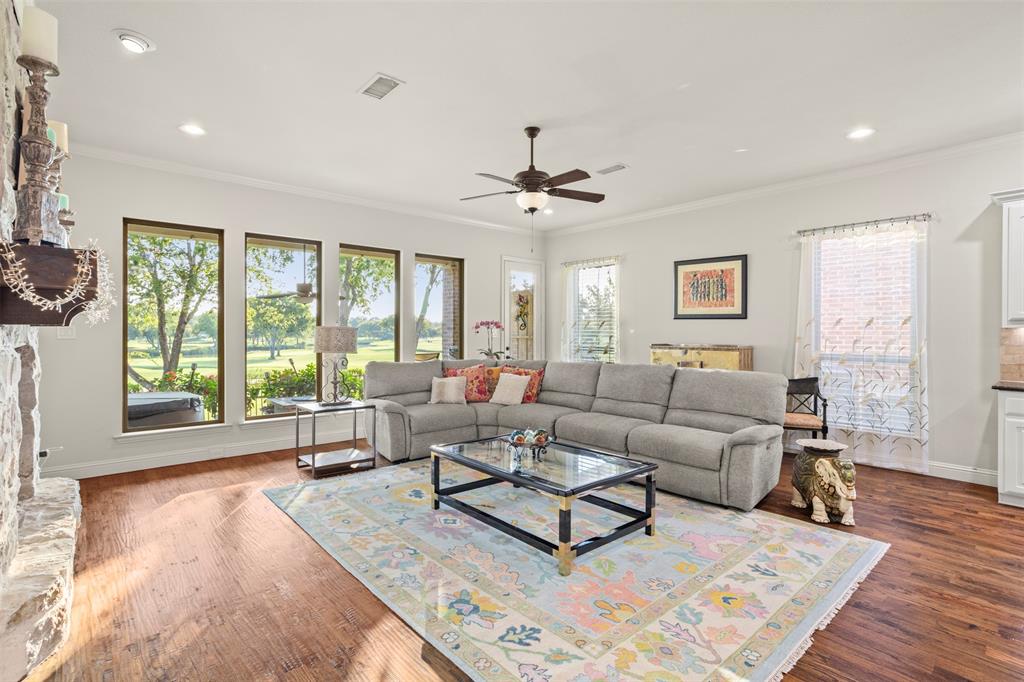 Garland, Texas, 75044, United States, 4 Bedrooms Bedrooms, ,3 BathroomsBathrooms,Residential,For Sale,1962973