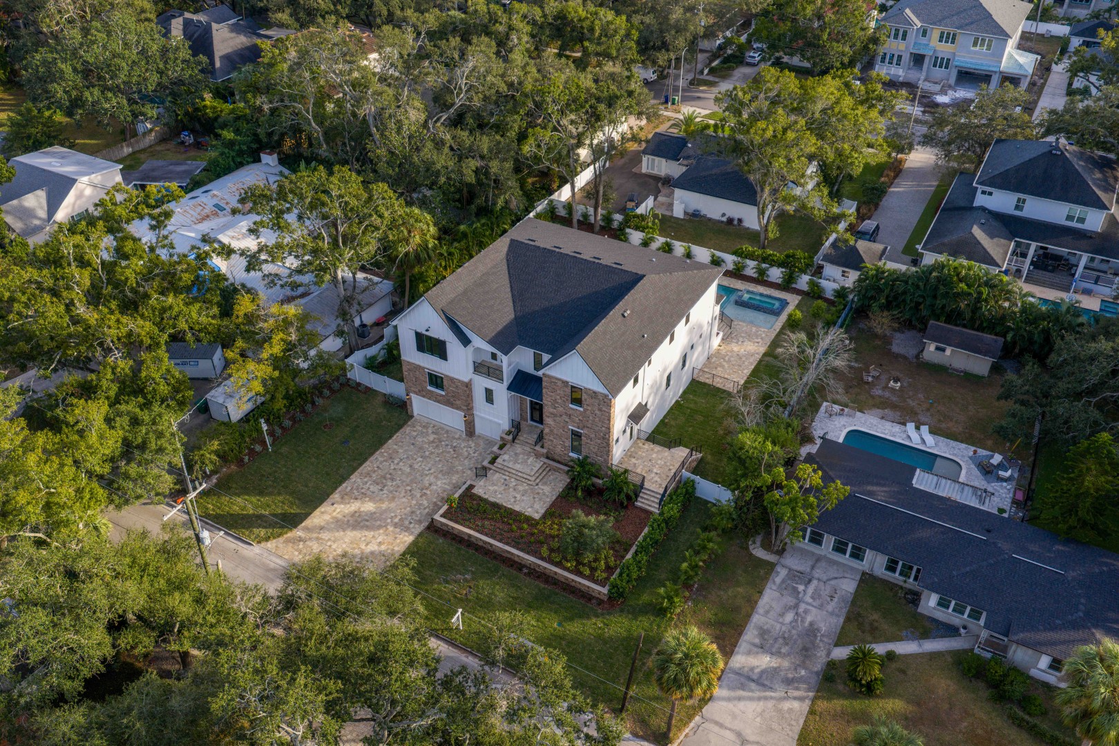 Tampa, Florida, 33629, United States, 5 Bedrooms Bedrooms, ,7 BathroomsBathrooms,Residential,For Sale,1993853