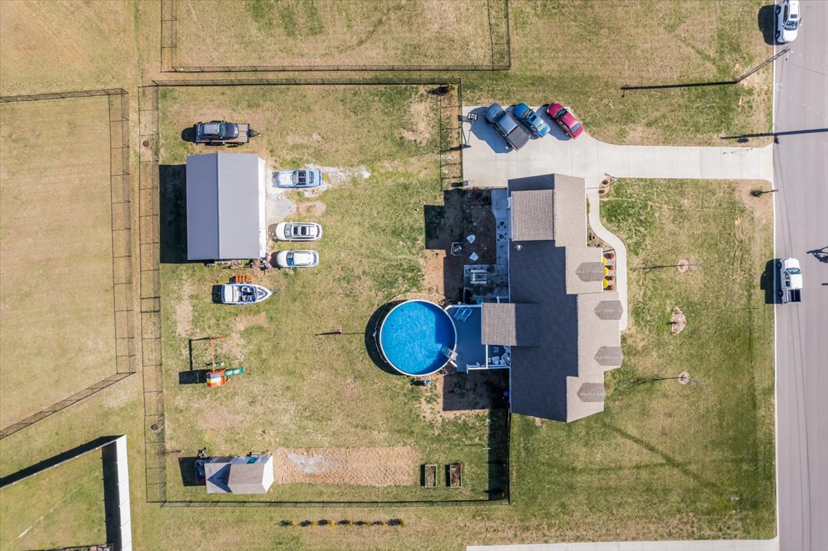 Manchester, Tennessee, 37355, United States, 3 Bedrooms Bedrooms, ,2 BathroomsBathrooms,Residential,For Sale,2007500