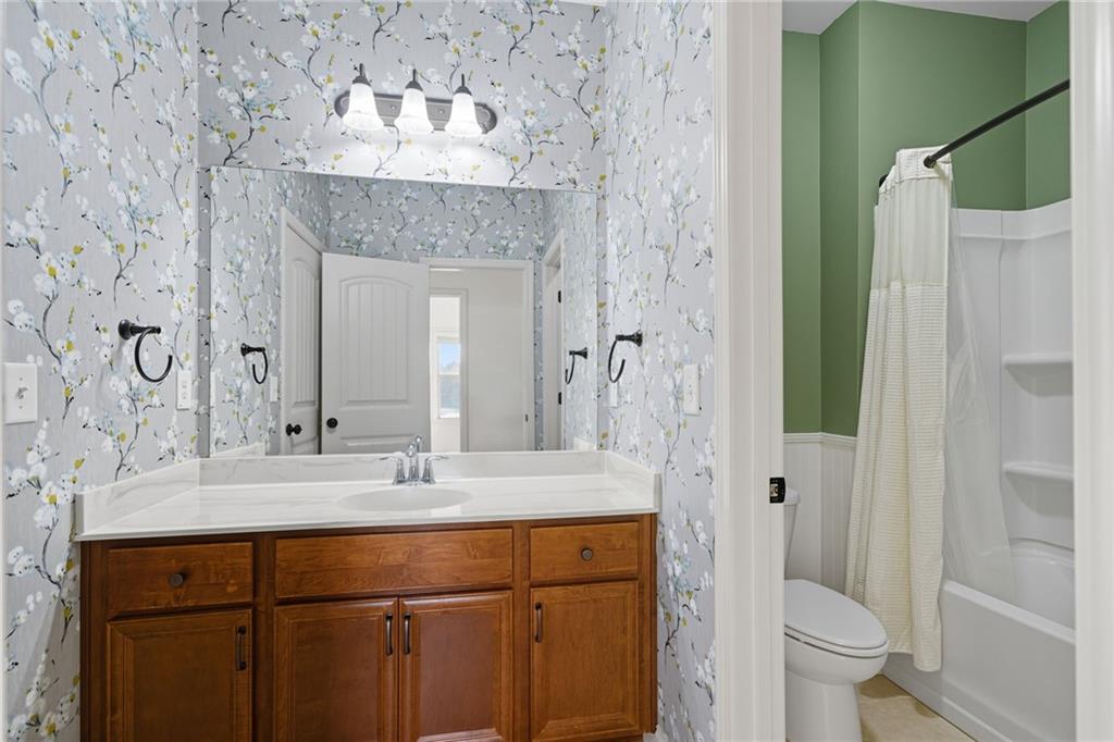 Cumming, Georgia, 30040, United States, 6 Bedrooms Bedrooms, ,5 BathroomsBathrooms,Residential,For Sale,1974767