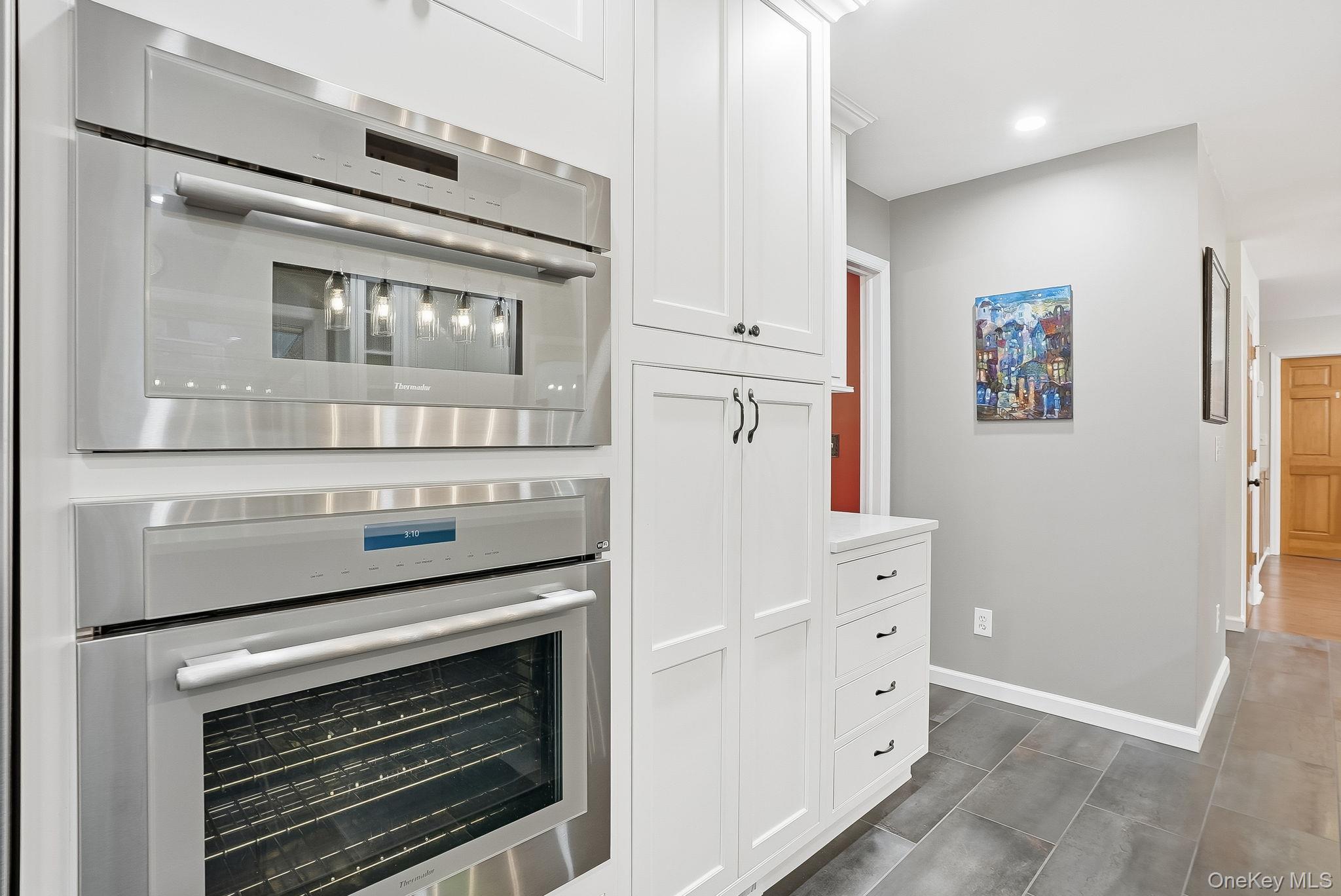 Cortlandt Manor, New York, 10567, United States, 4 Bedrooms Bedrooms, ,3 BathroomsBathrooms,Residential,For Sale,1987823