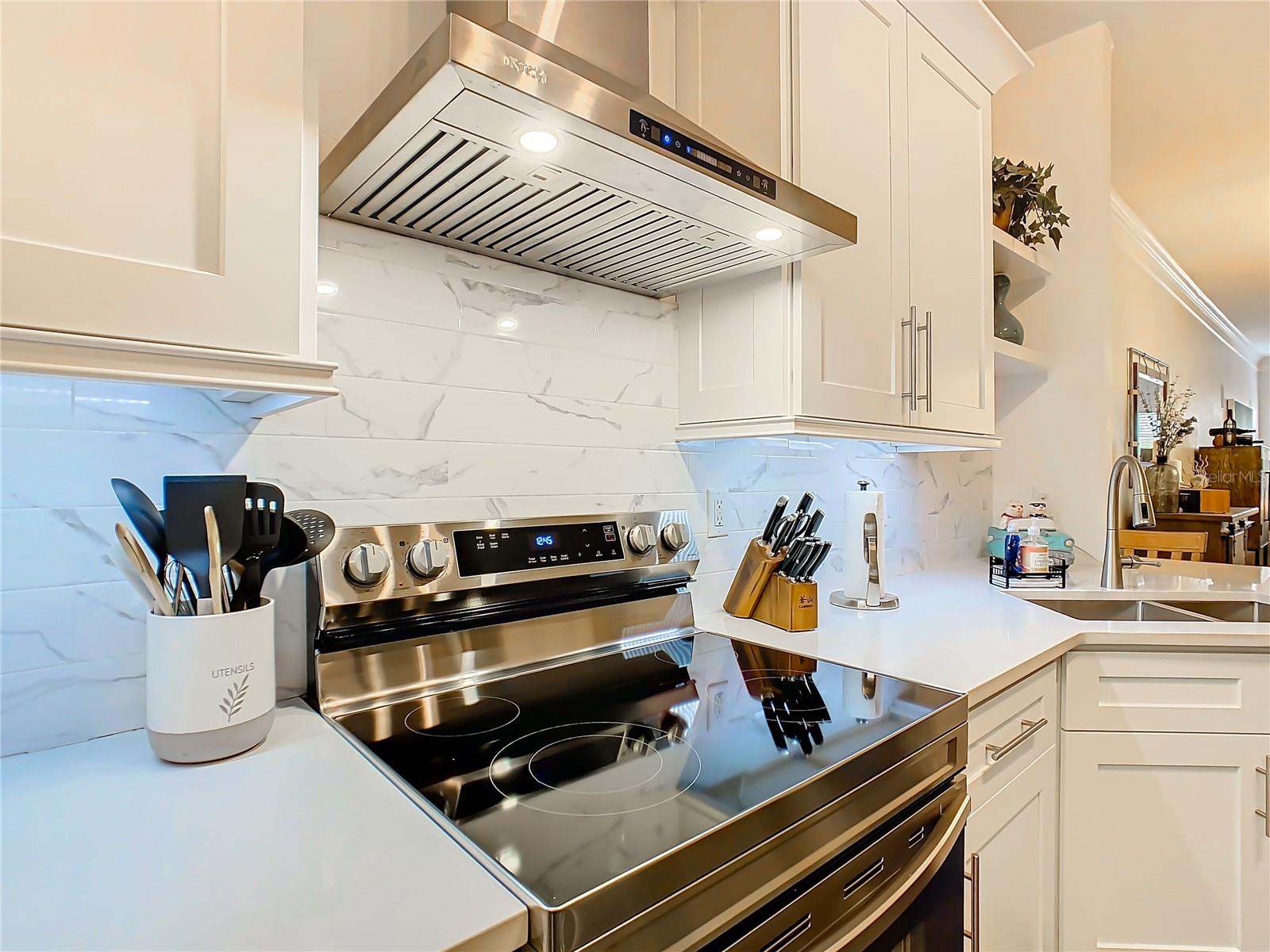 CELEBRATION, Florida, 34747, United States, 2 Bedrooms Bedrooms, ,2 BathroomsBathrooms,Residential,For Sale,1982943