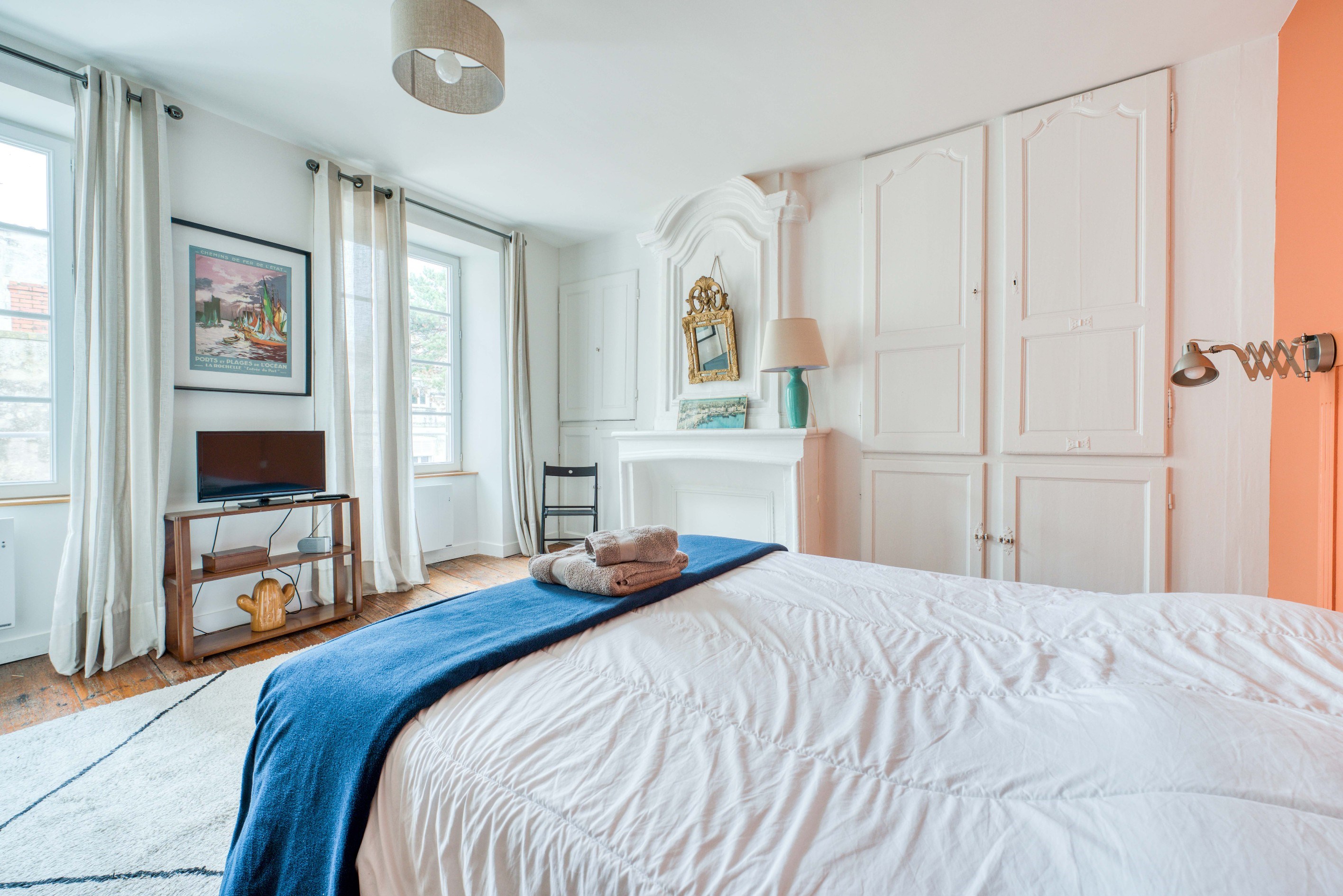  Charming Renovated Apartment with Period Features – City Center - 物件實景