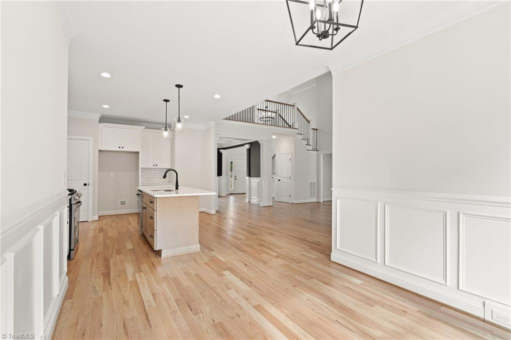 Lexington, North Carolina, 27295, United States, 3 Bedrooms Bedrooms, ,3 BathroomsBathrooms,Residential,For Sale,1840545