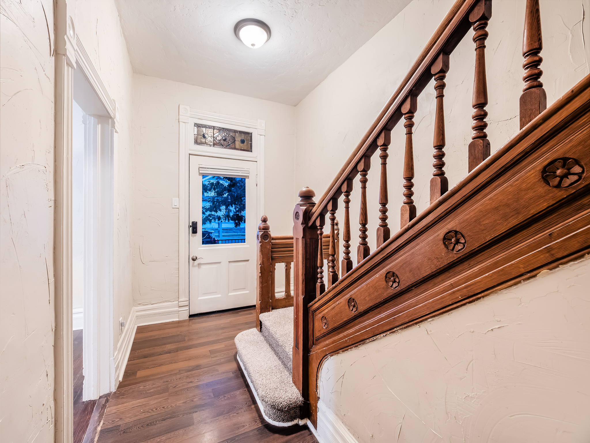  Step into this charming 1889 Victorian home - 物件實景