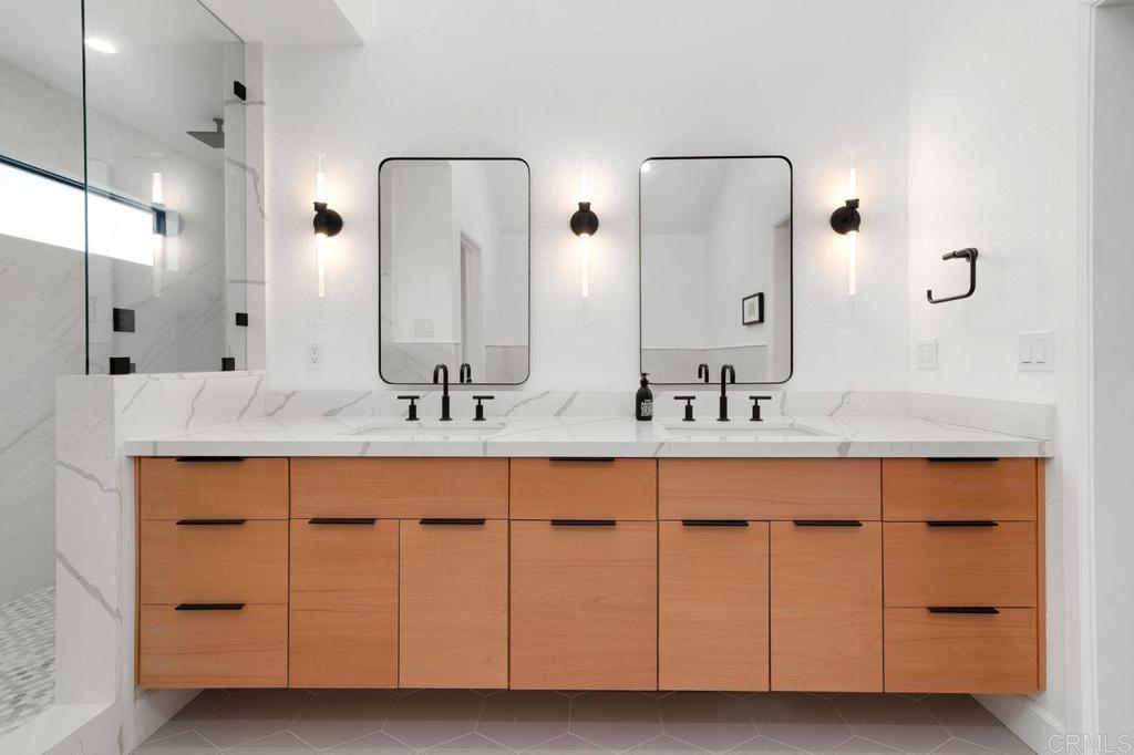 Escondido, California, 92029, United States, 3 Bedrooms Bedrooms, ,3 BathroomsBathrooms,Residential,For Sale,1905867